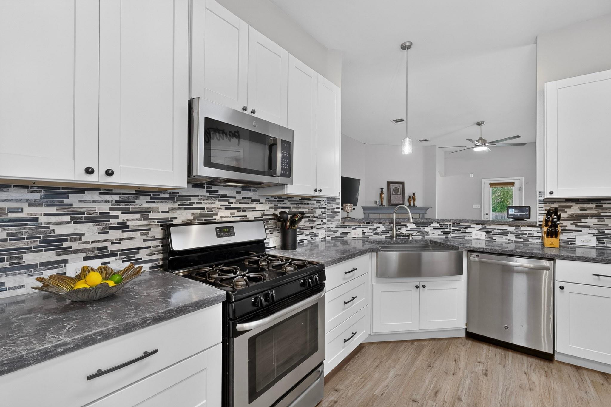 531  Goldenrod St, photo 11