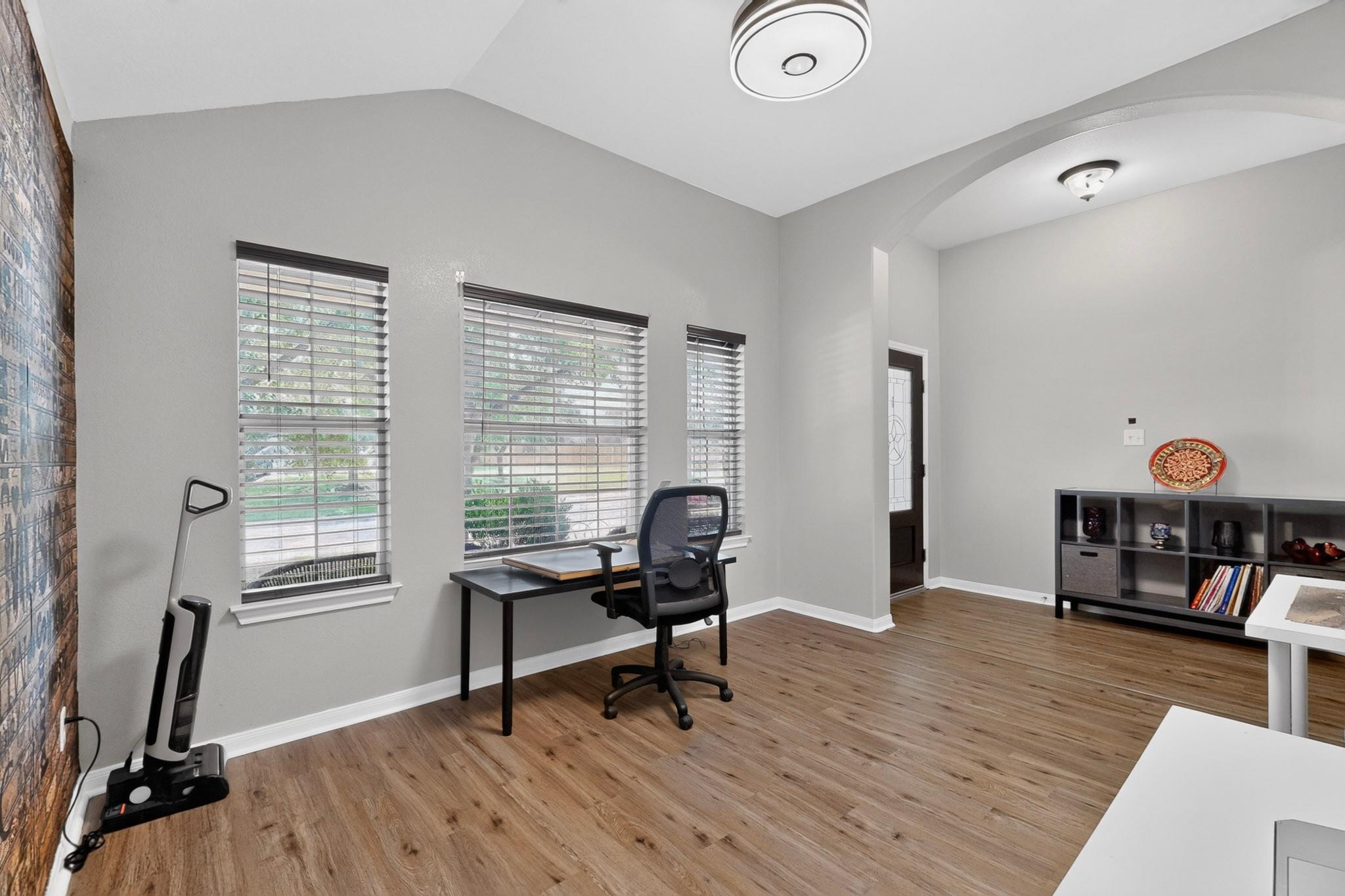 531  Goldenrod St, photo 4