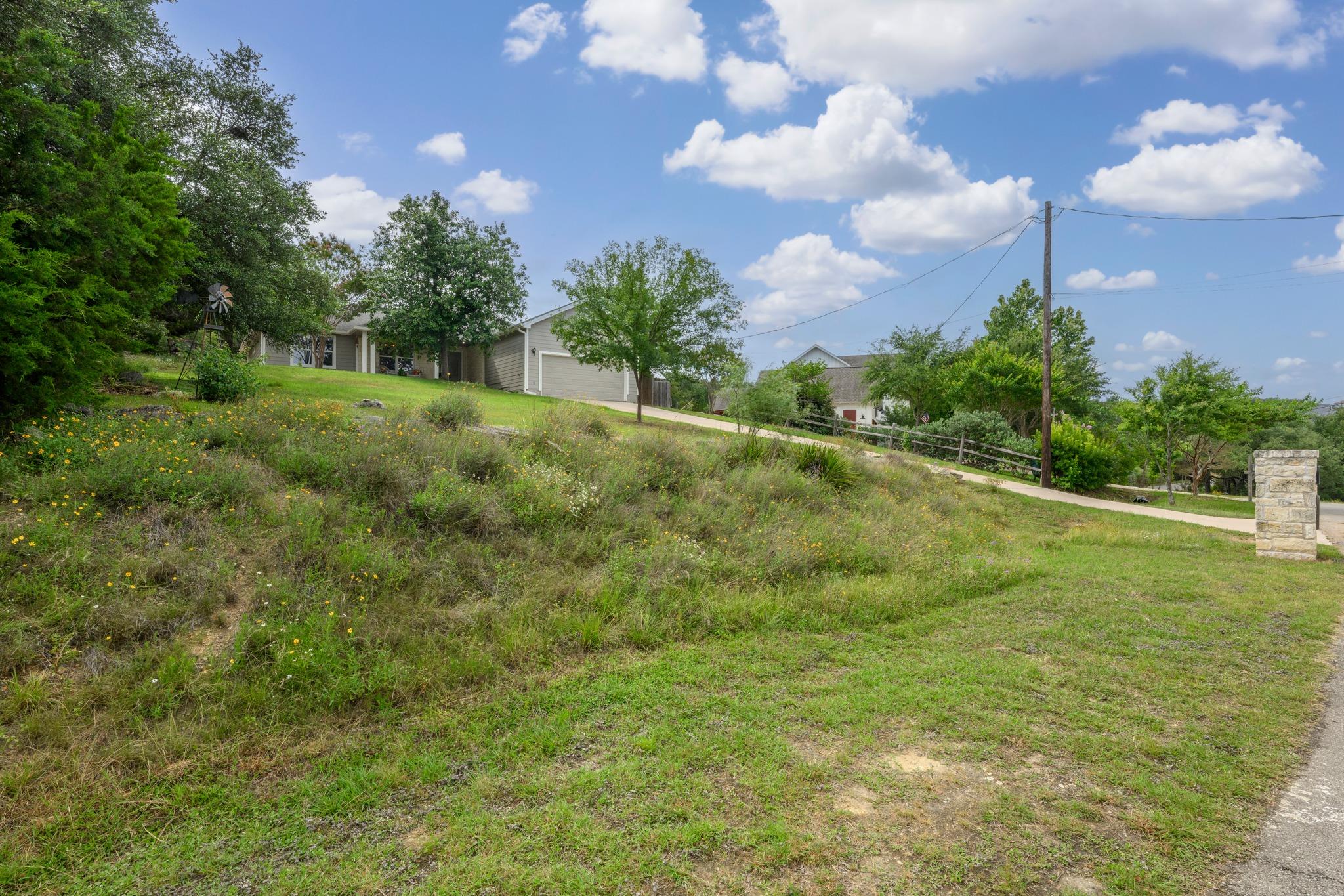 1103  Larkhall Dr, photo 9