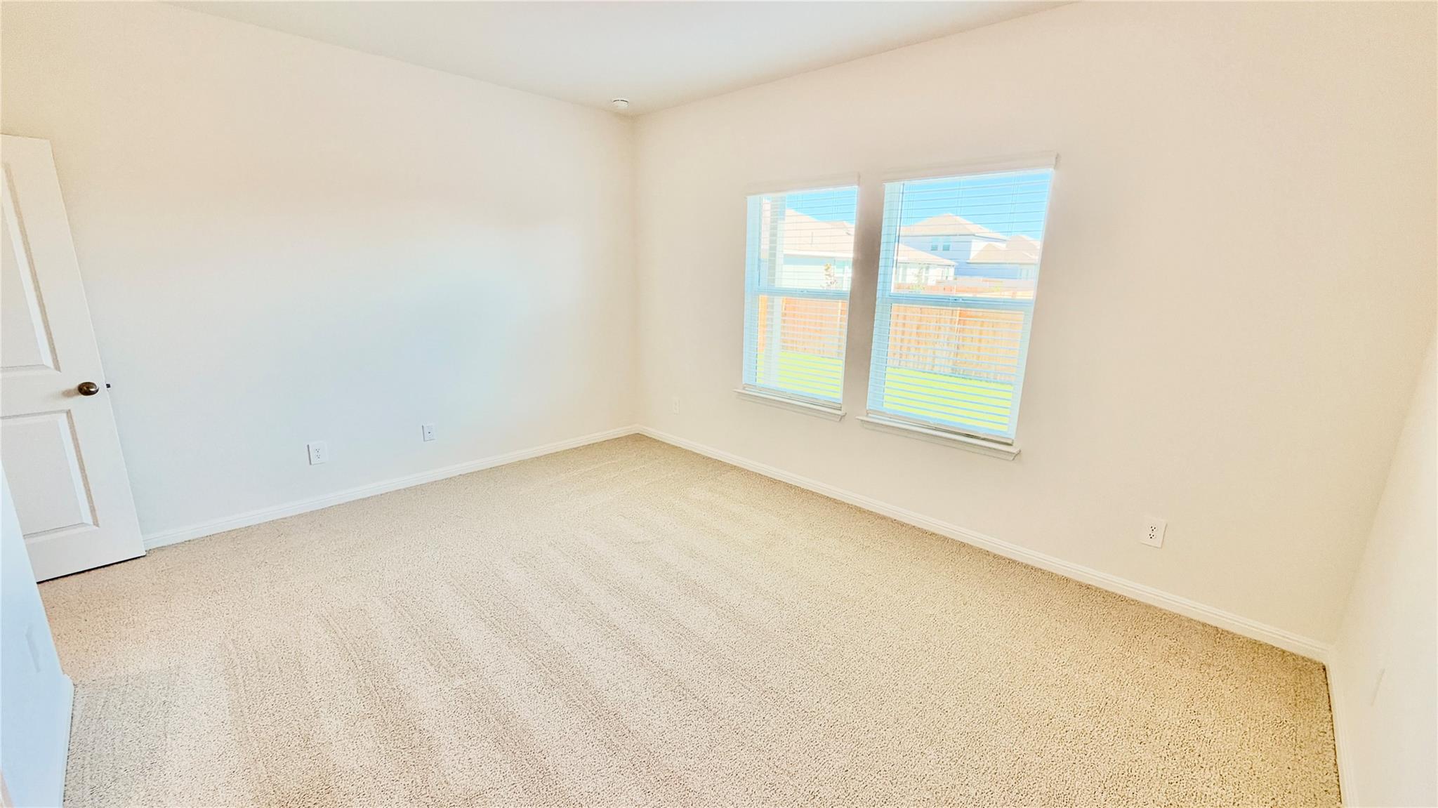 121  Limestone Creek Way, photo 3