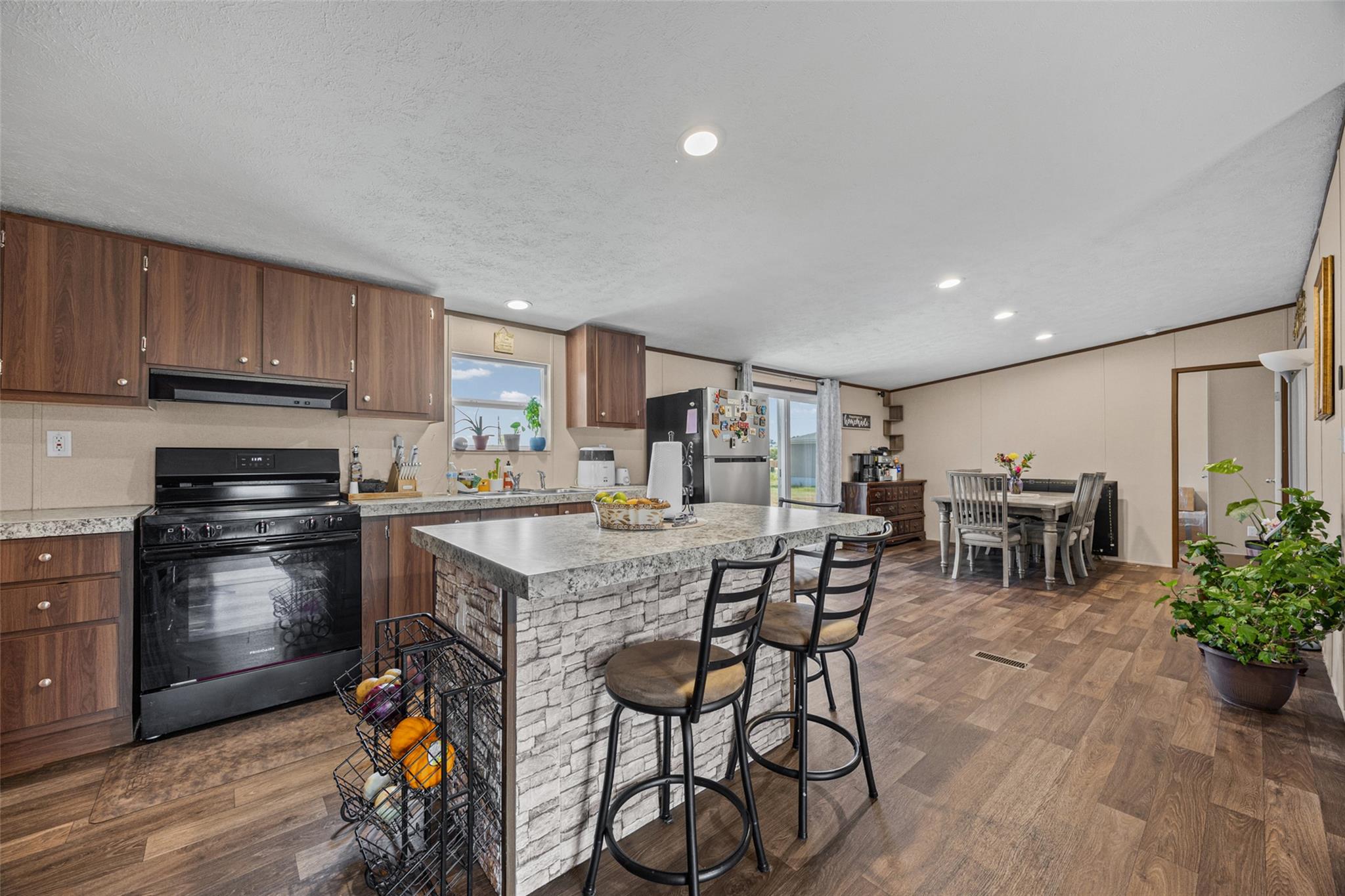 128  Ciervo St, photo 6