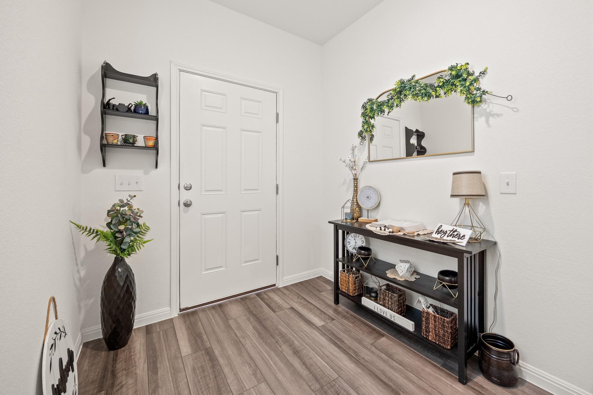 456  Thistle Ln, photo 4
