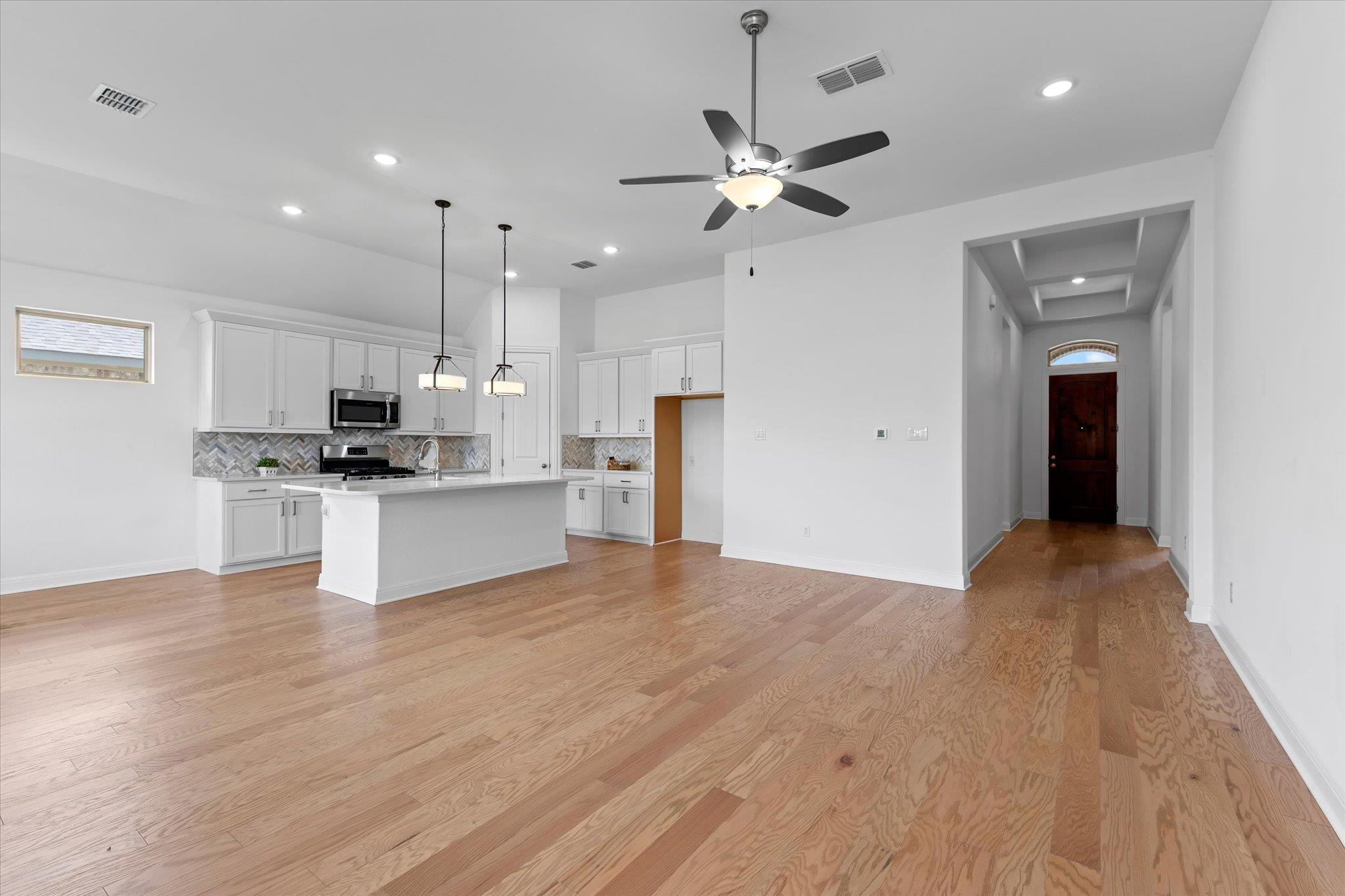 121  Shagbark Trl, photo 9