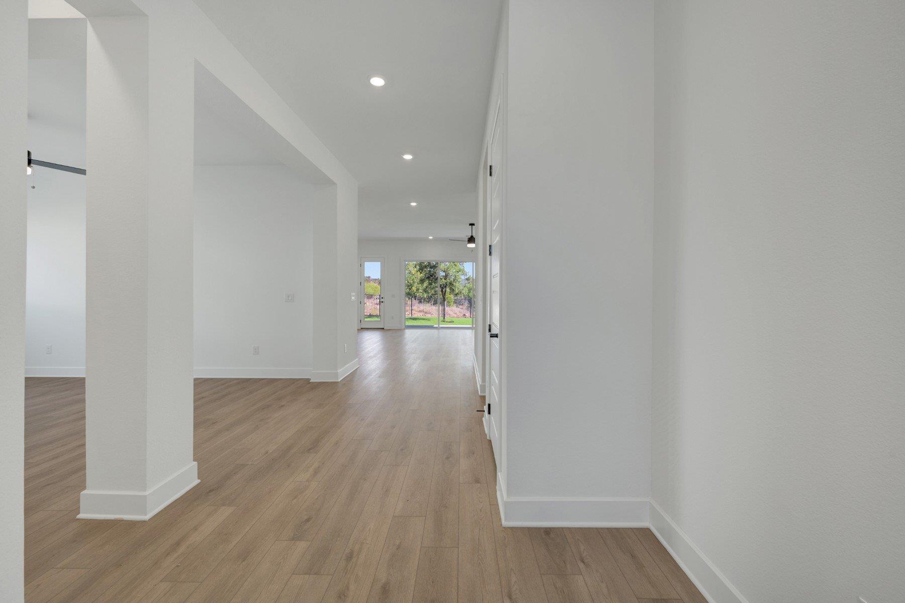 720  Teakmill Trl, photo 4