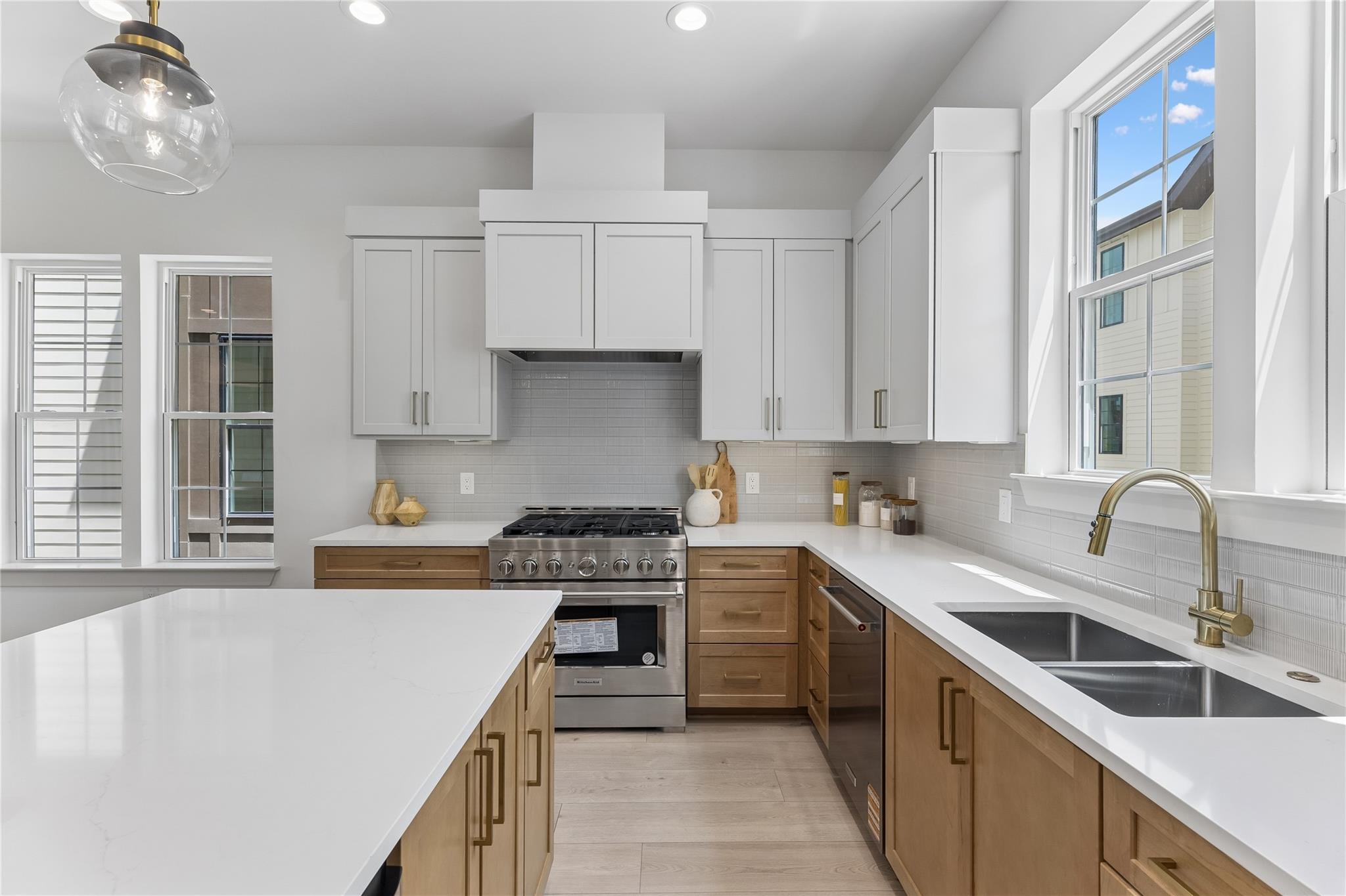 2209  Woodland Ave  #203, photo 10