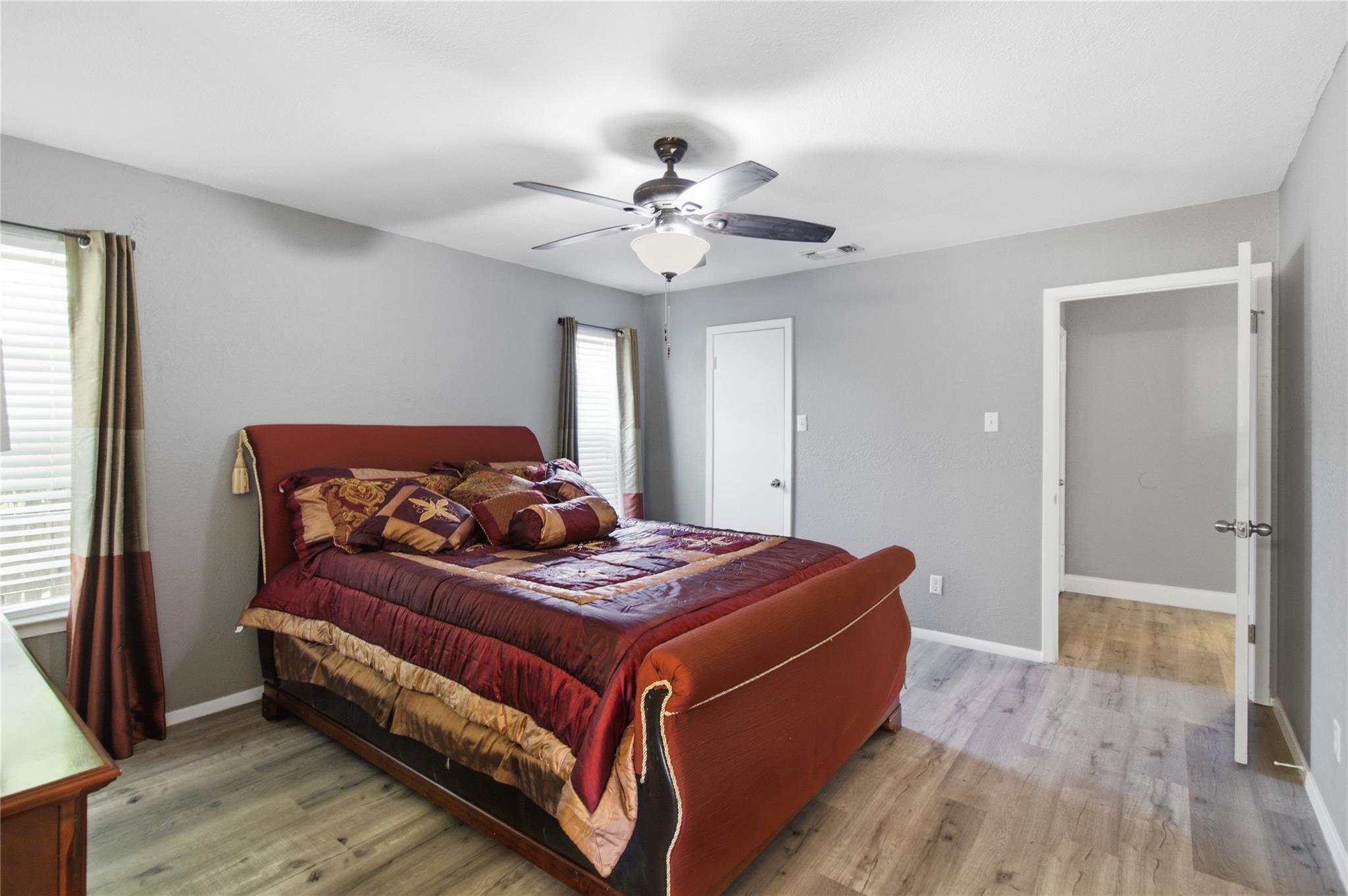 2410  Buttercup Cir, photo 7