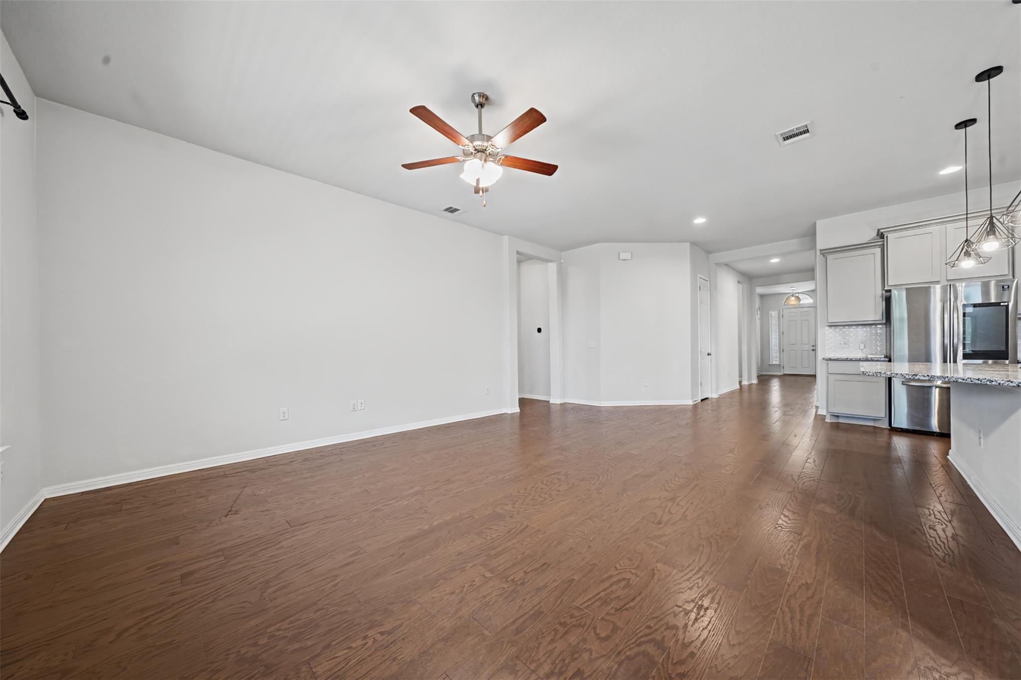 806  Clearwell St, photo 8