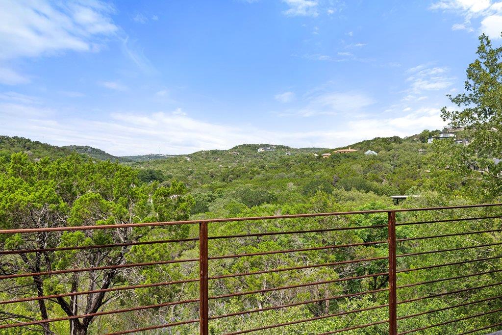 801  The High Rd, photo 6