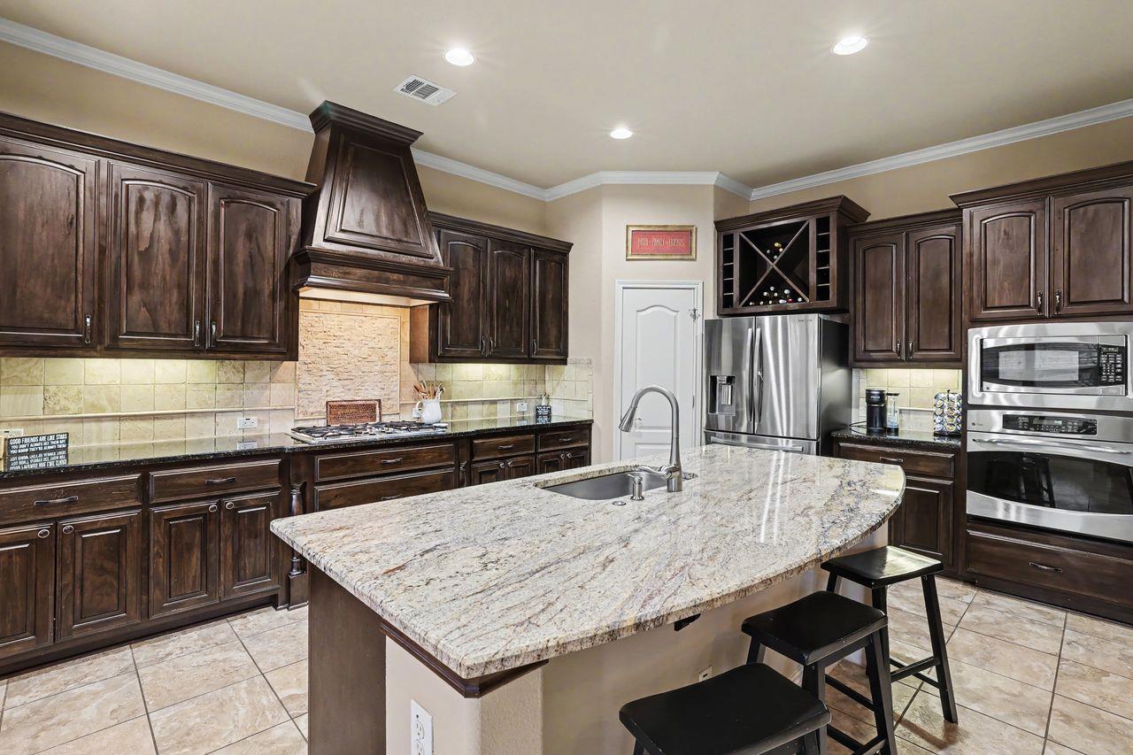 1919  Mulligan Dr, photo 11