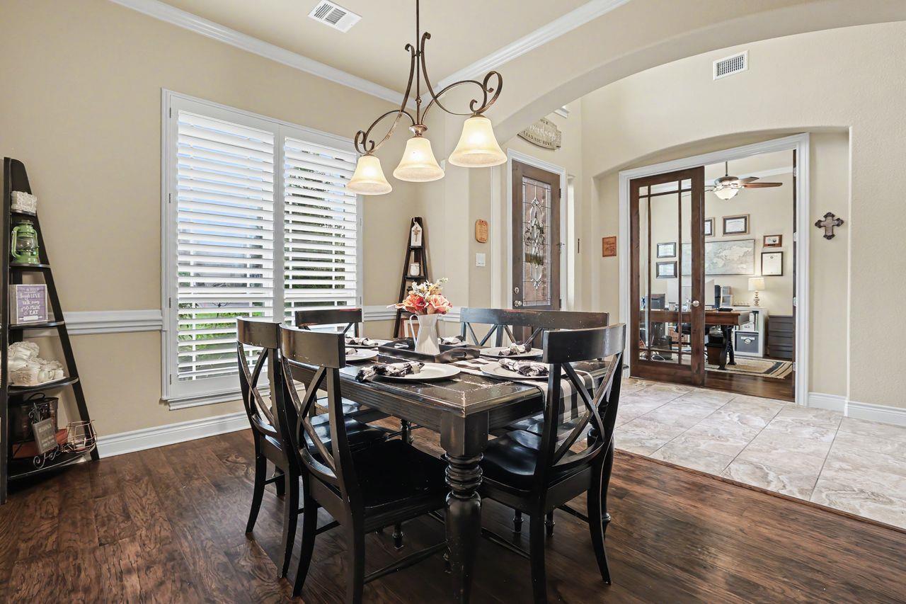 1919  Mulligan Dr, photo 4