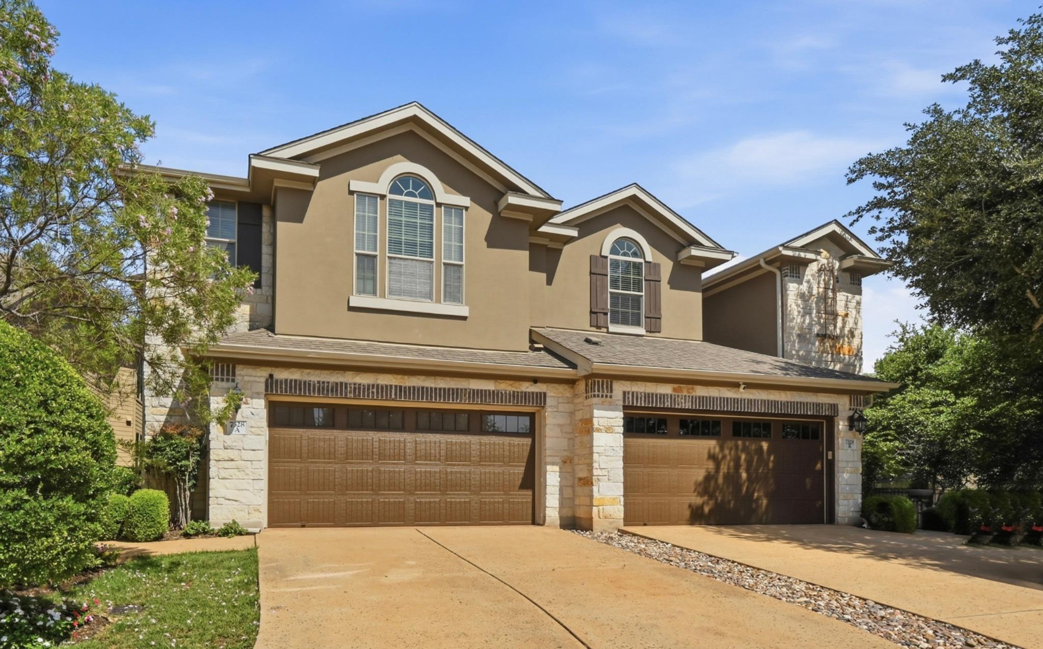 7328  Colina Vista Loop  #A, photo 3