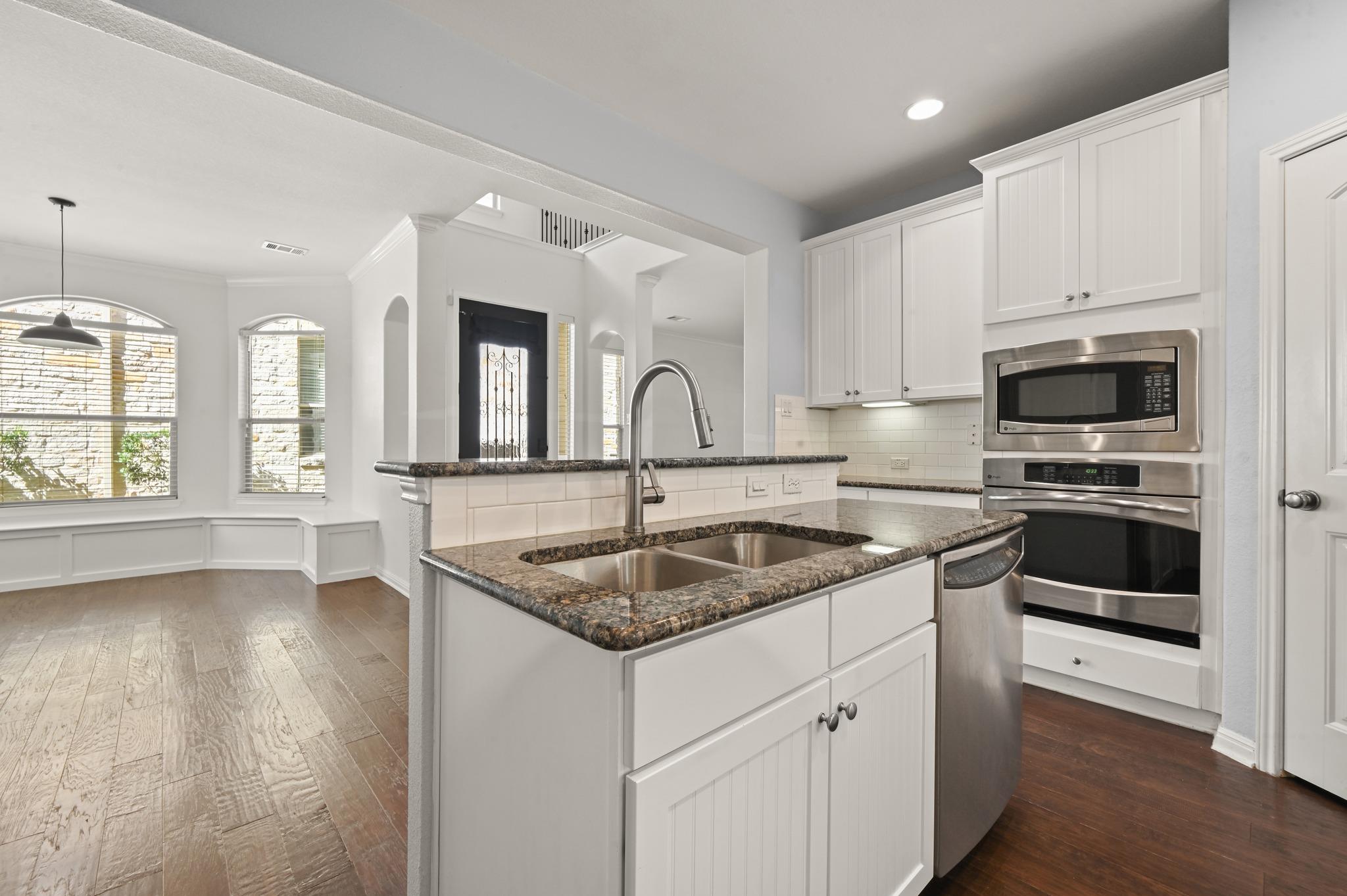 7328  Colina Vista Loop  #A, photo 4