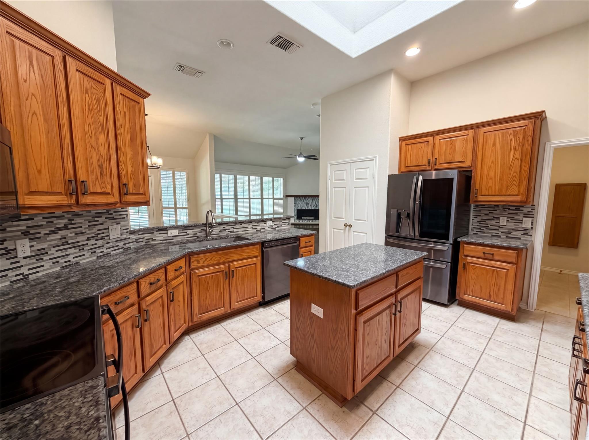 117  Brentwood Dr, photo 2