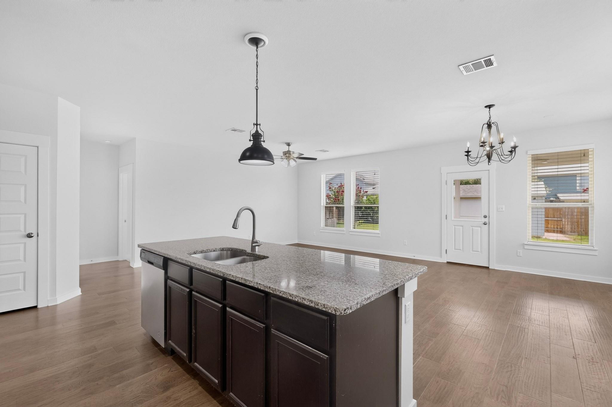 224  Trellis Blvd, photo 5