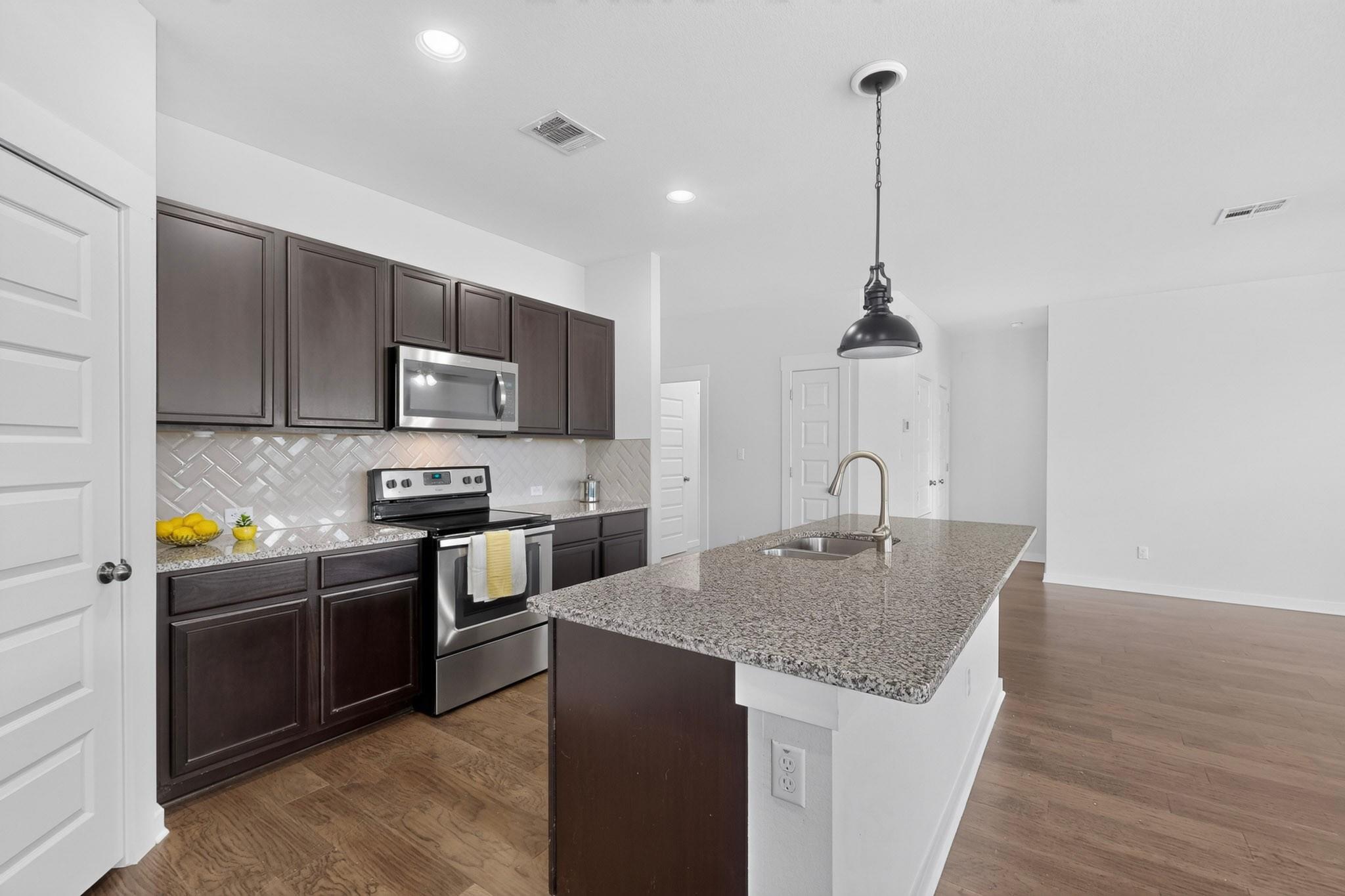 224  Trellis Blvd, photo 8