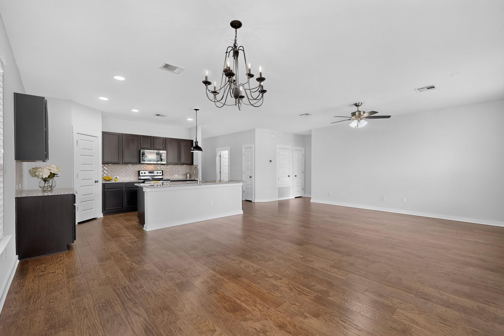 224  Trellis Blvd, photo 9