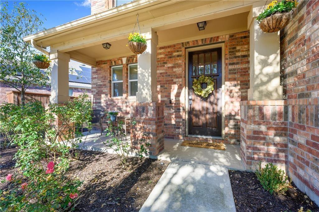 1524  Uhland Dr, photo 3