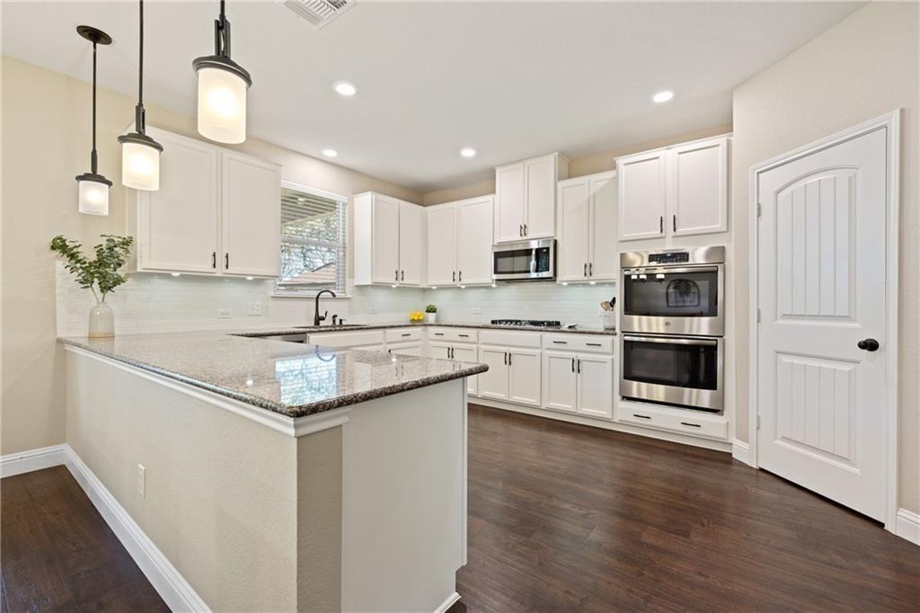 1524  Uhland Dr, photo 10