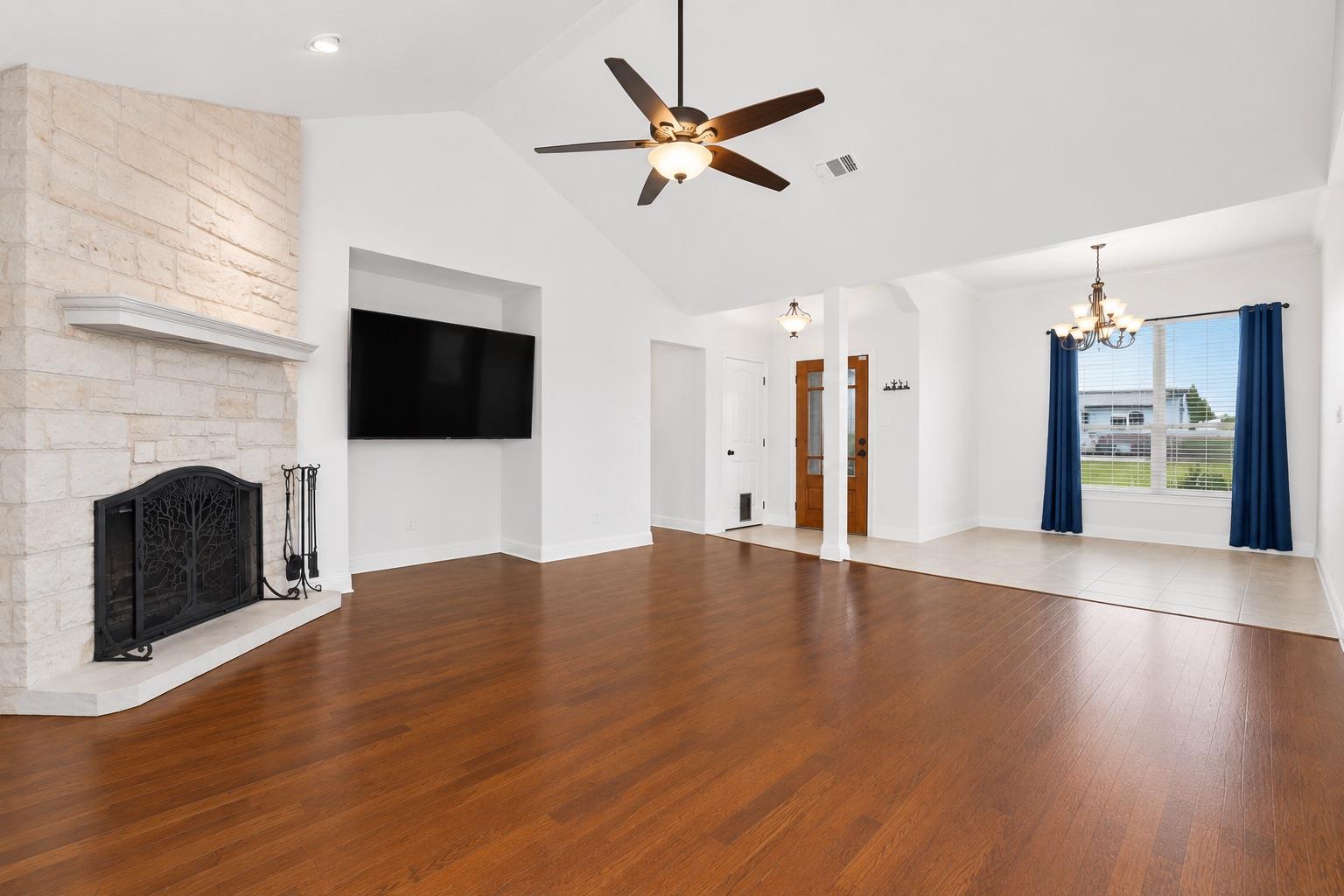 220  Ulupau Cir, photo 2