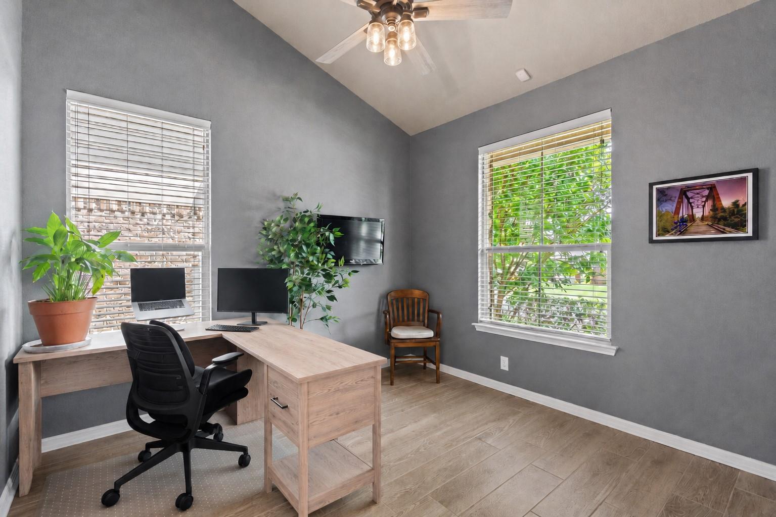 216  Arrezo Ln, photo 3