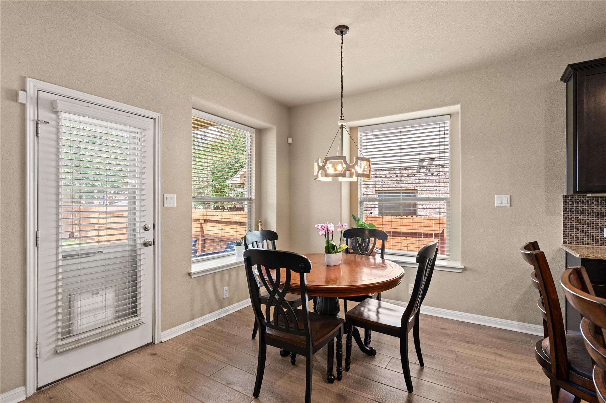 216  Arrezo Ln, photo 9
