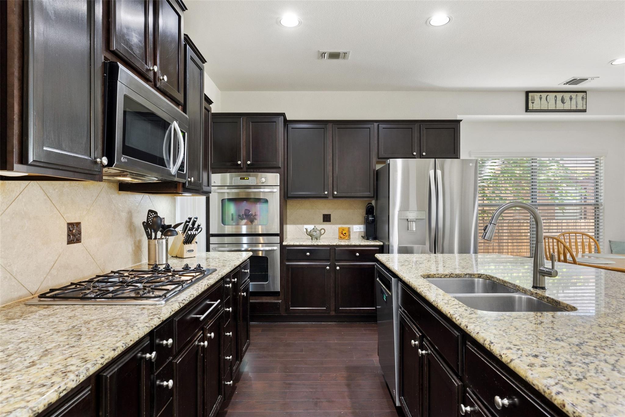 2474  Santa Barbara Loop, photo 10