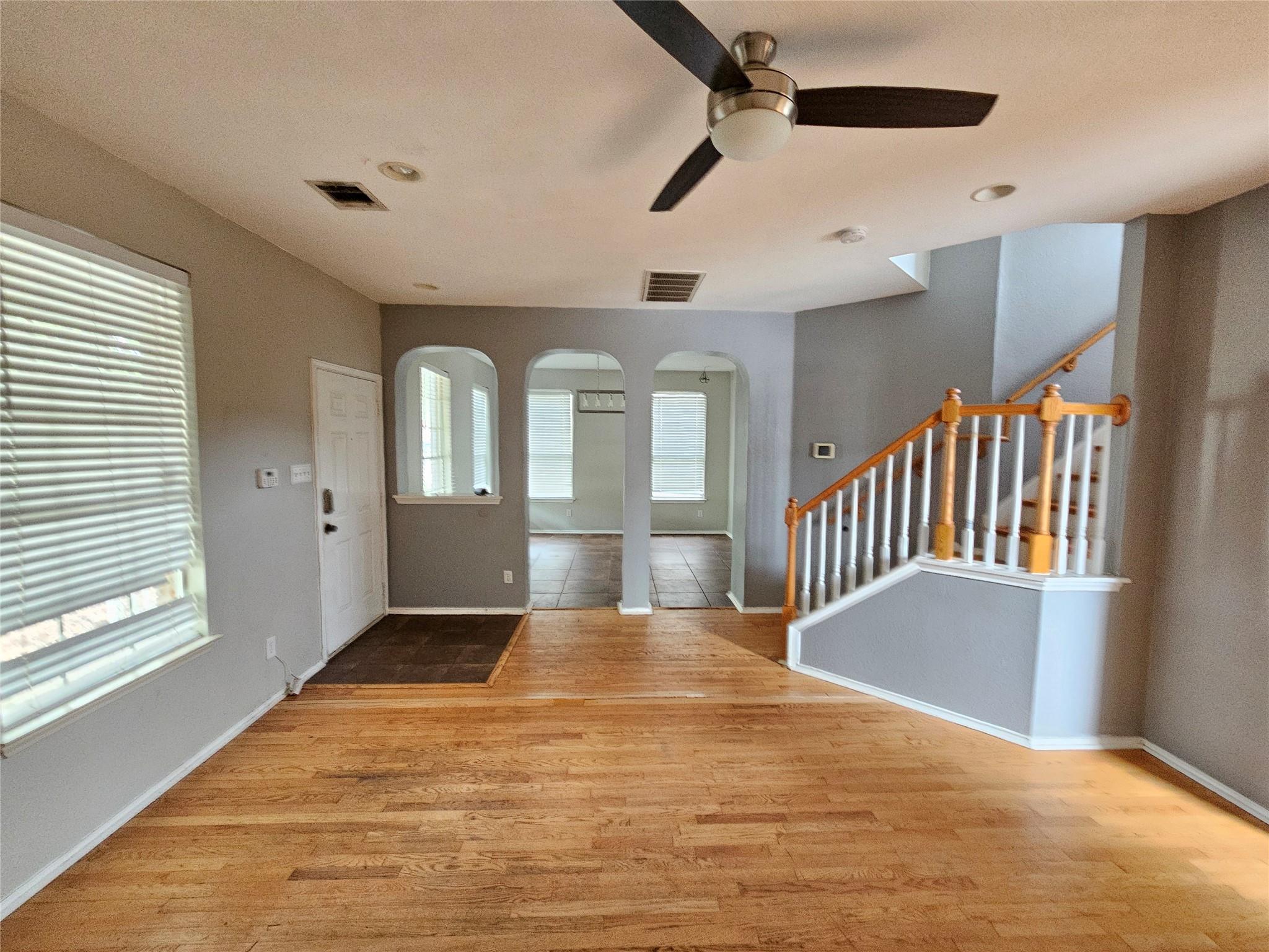 4672  Mather None, photo 2