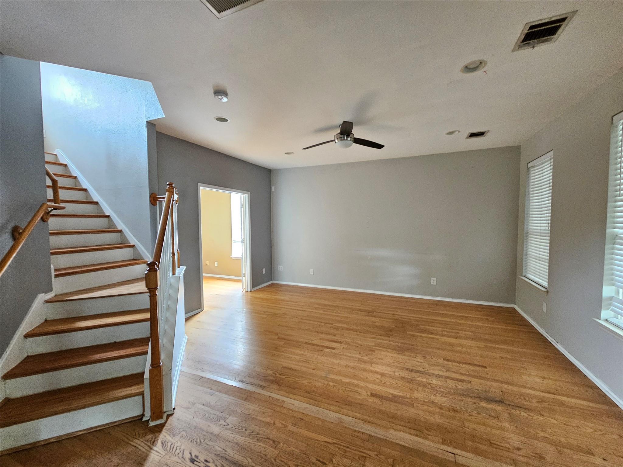 4672  Mather None, photo 4