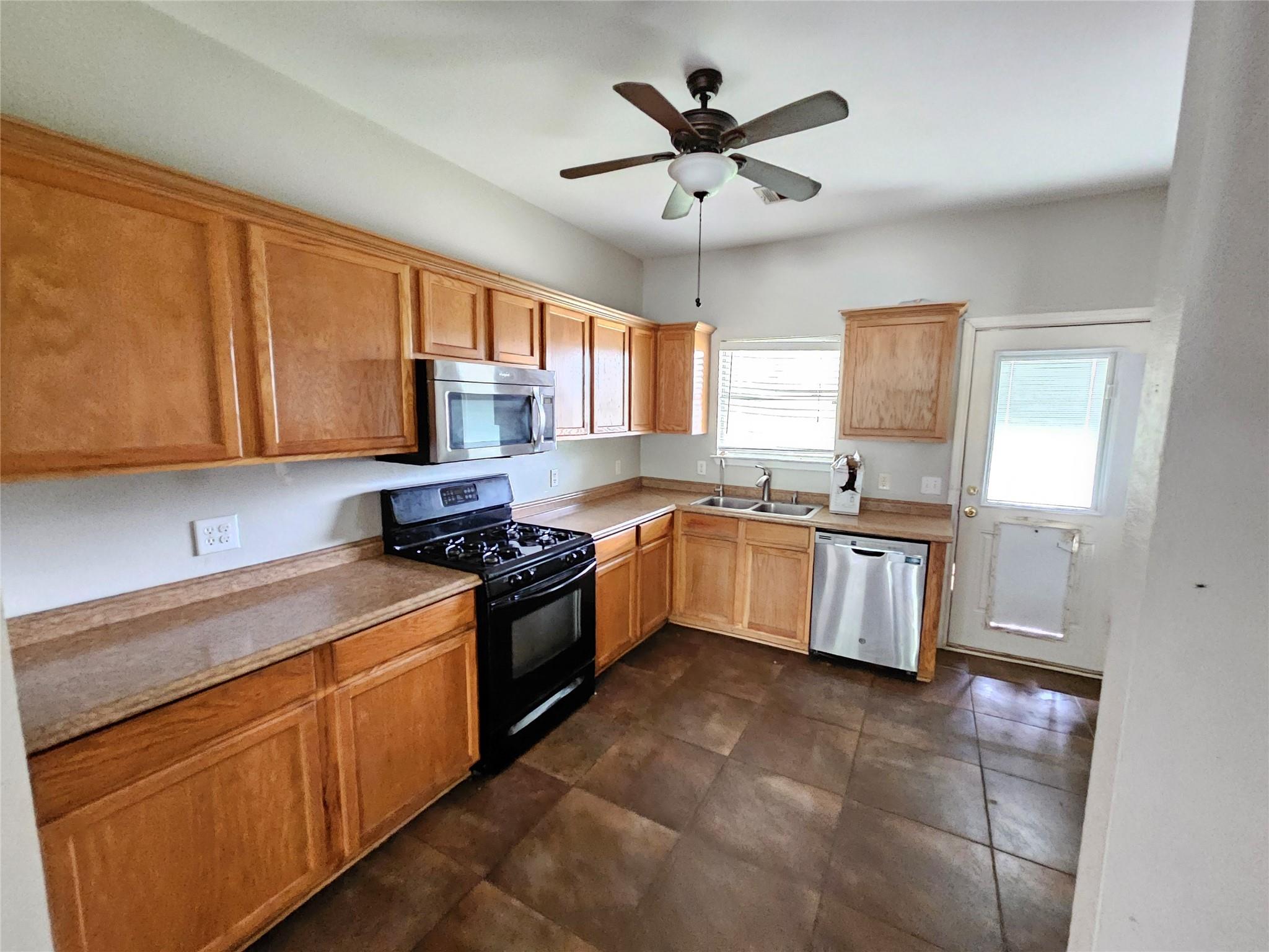 4672  Mather None, photo 9