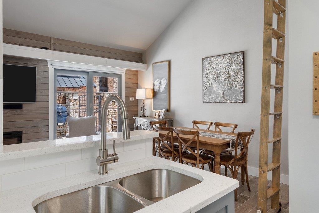 103  Island Dr  #1, photo 8