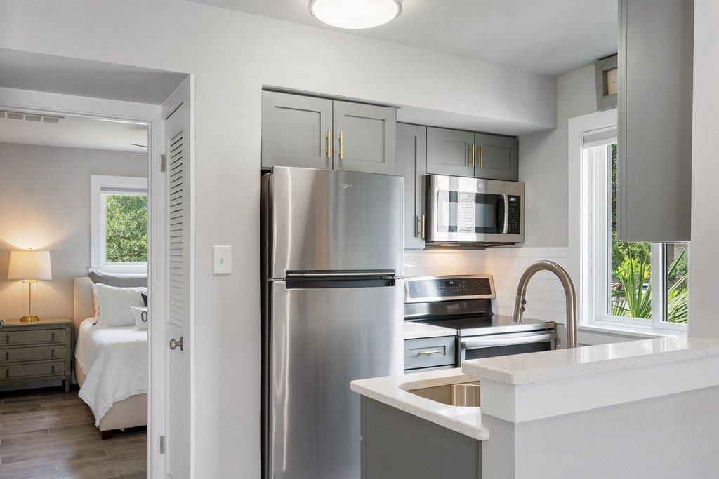 103  Island Dr  #1, photo 9