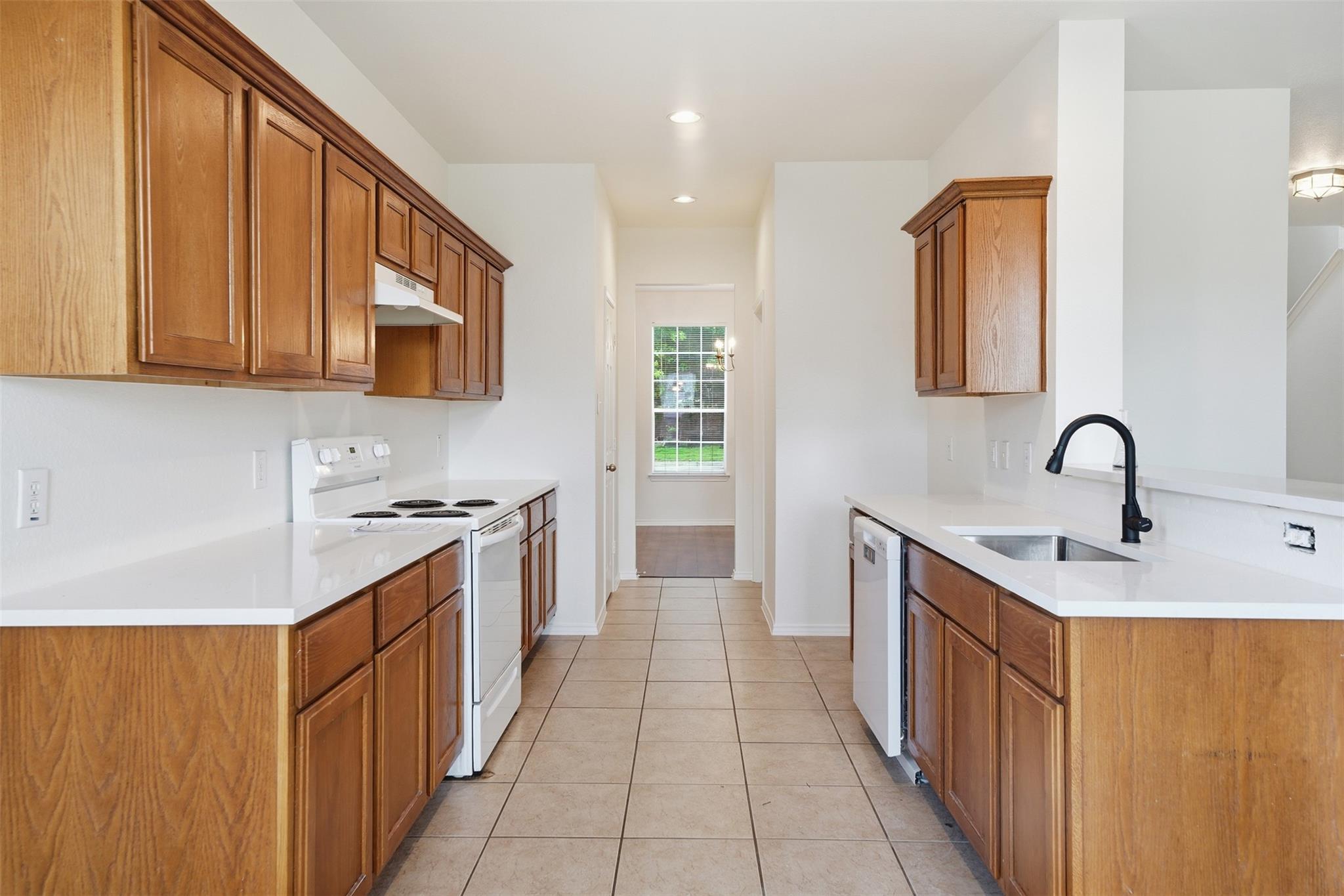 118  Invierno St, photo 11