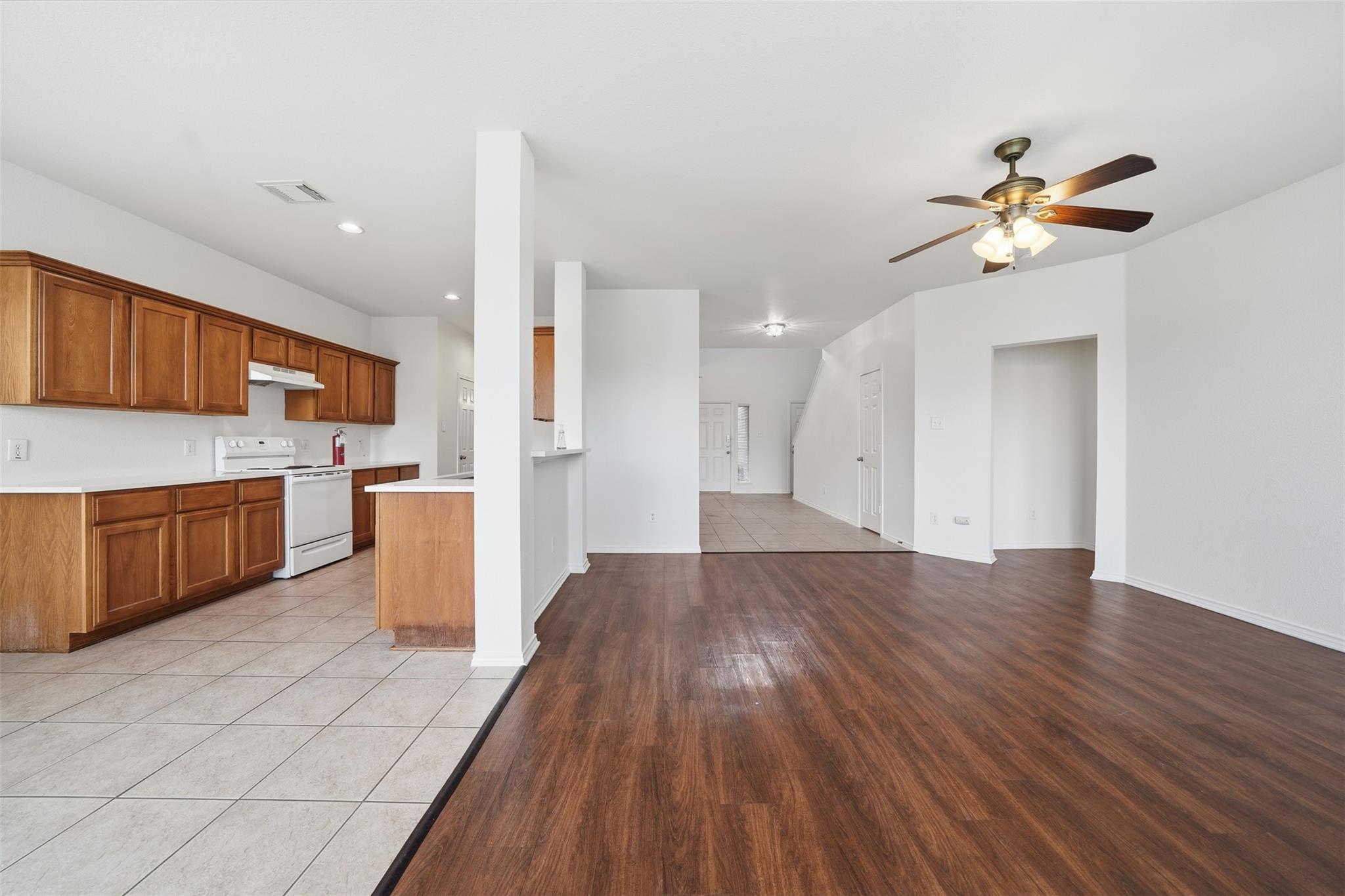 118  Invierno St, photo 10