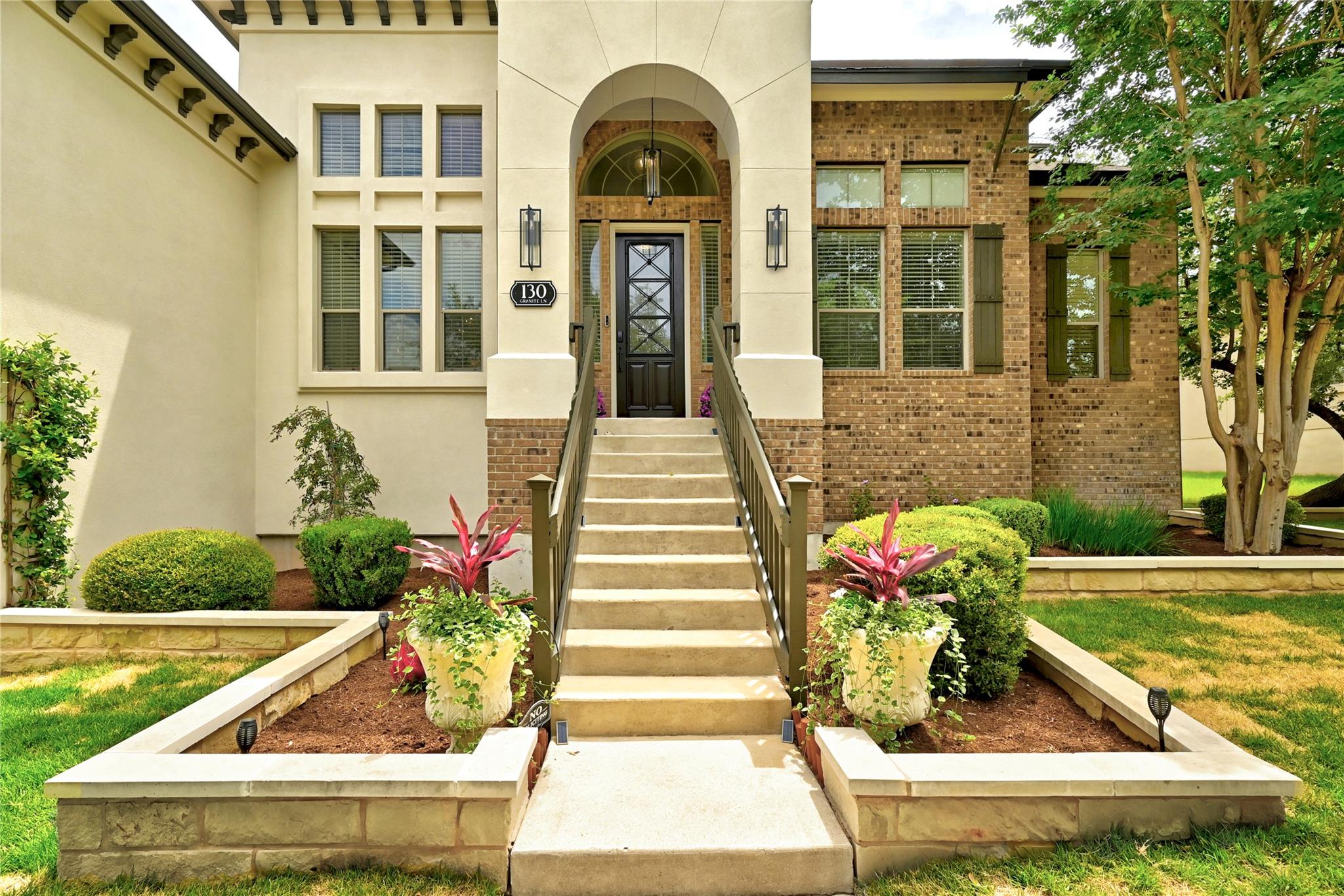 130  Granite Ln, photo 2