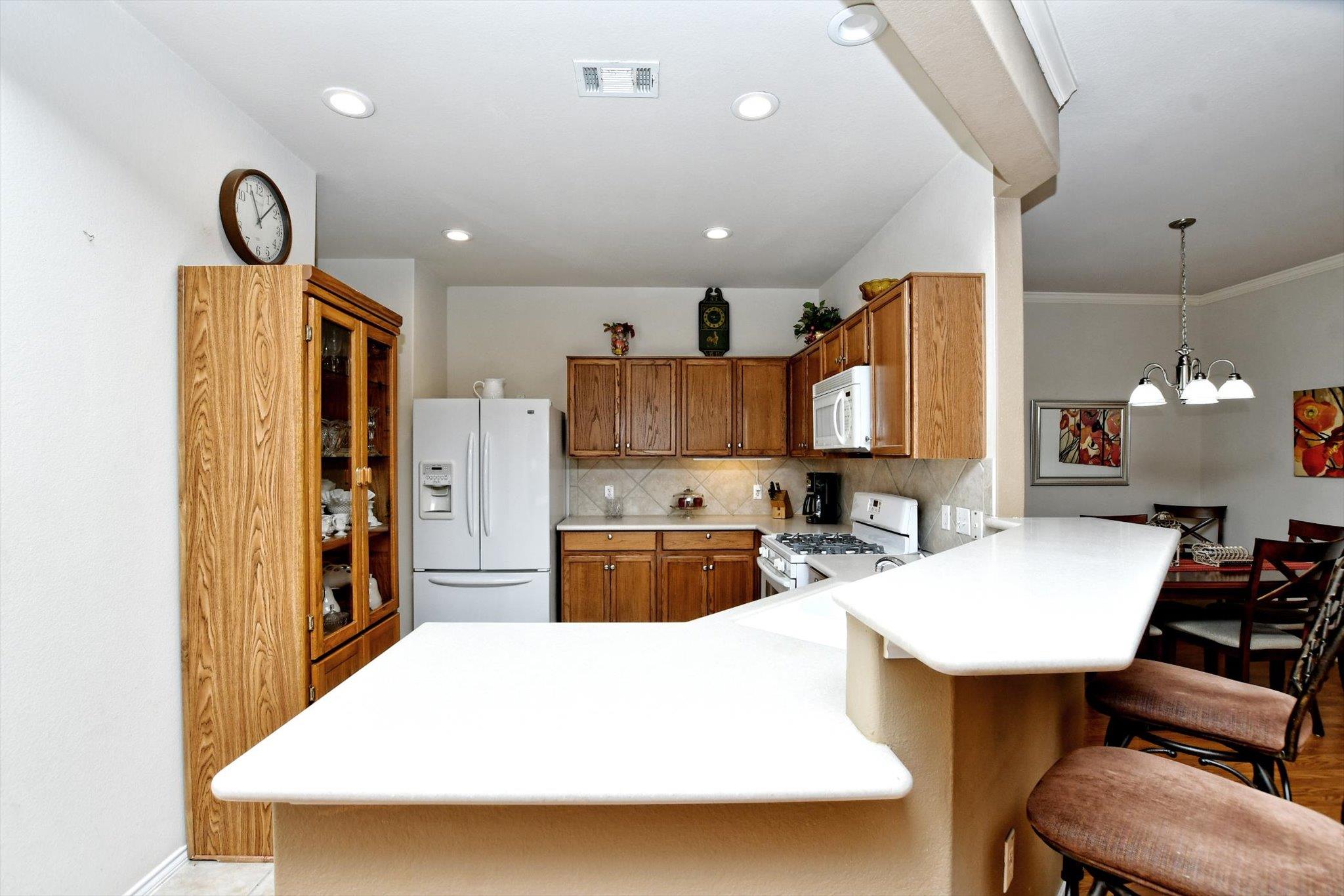 102  Portsmouth Dr, photo 11