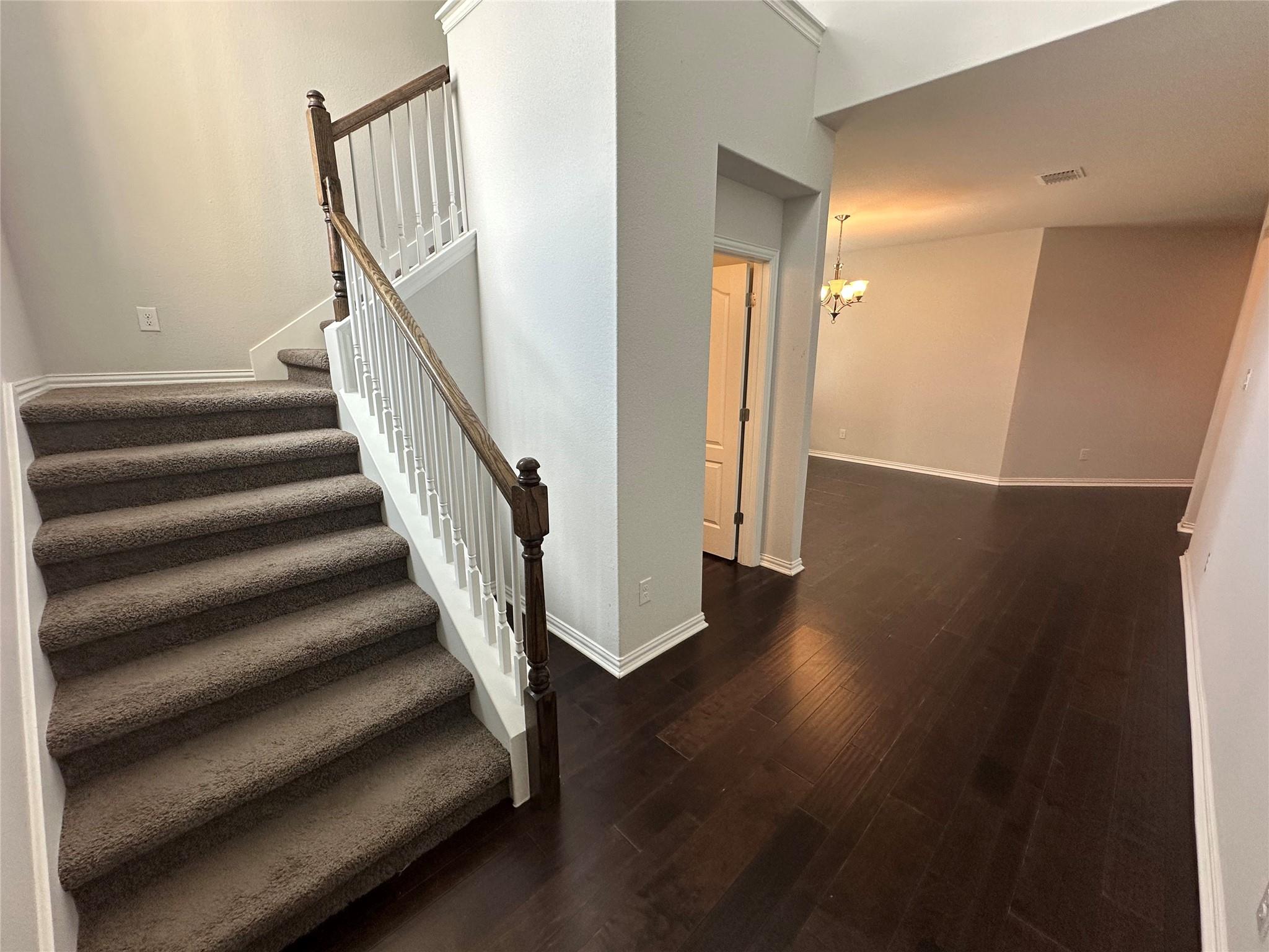 1002  Ridge Runner Dr, photo 2