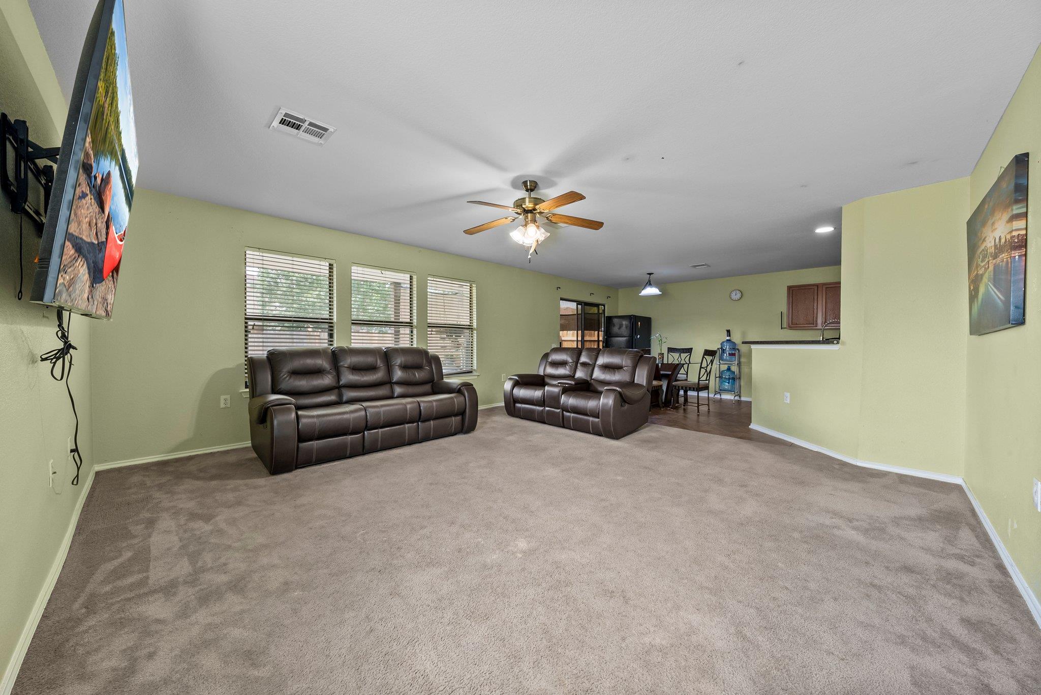 6829  Walkup Ln, photo 3