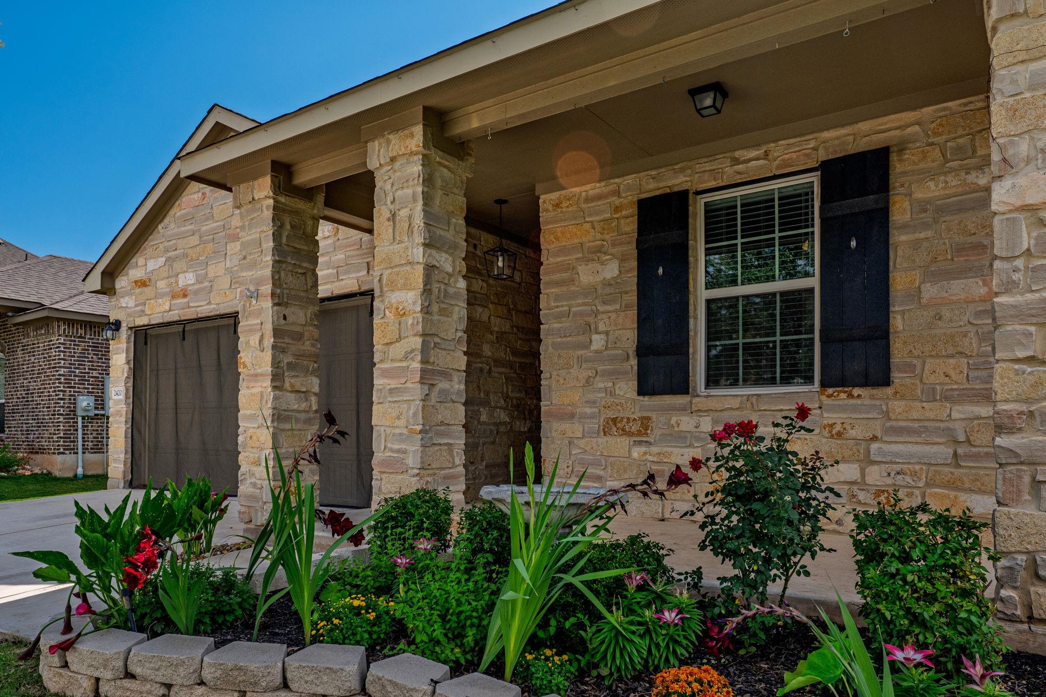 2420  Lobo Landing Cv, photo 2