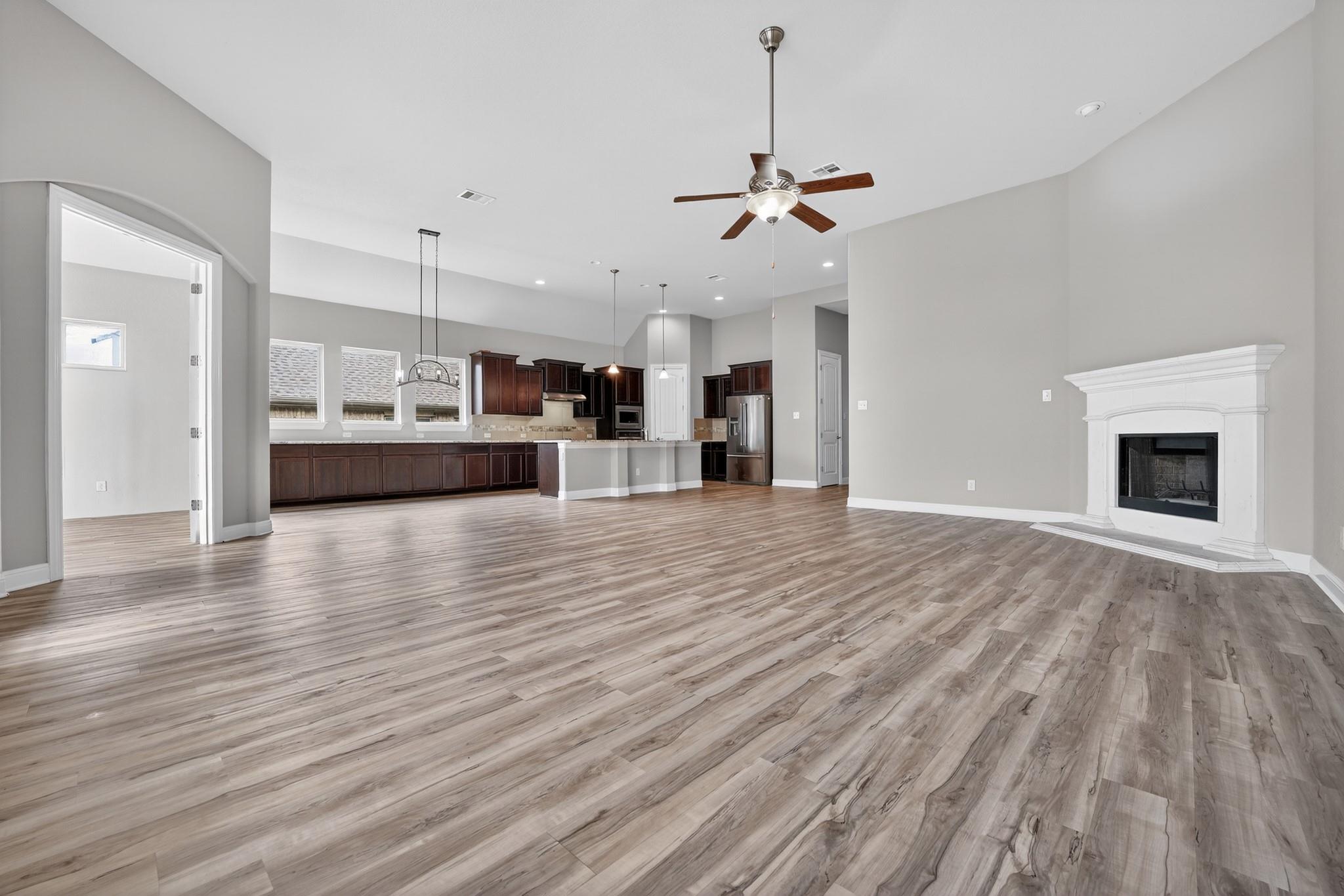 1009  Wolcott Dr, photo 2