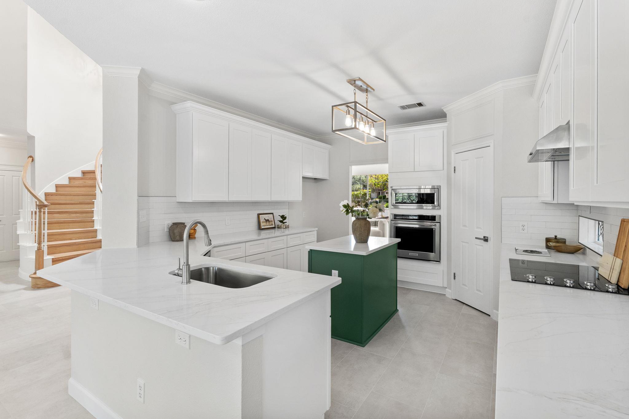 12600  Schreiner Ct, photo 8