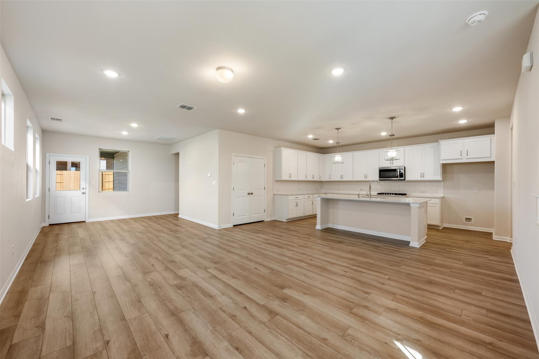 17508  Carmel Rancho Ave, photo 8