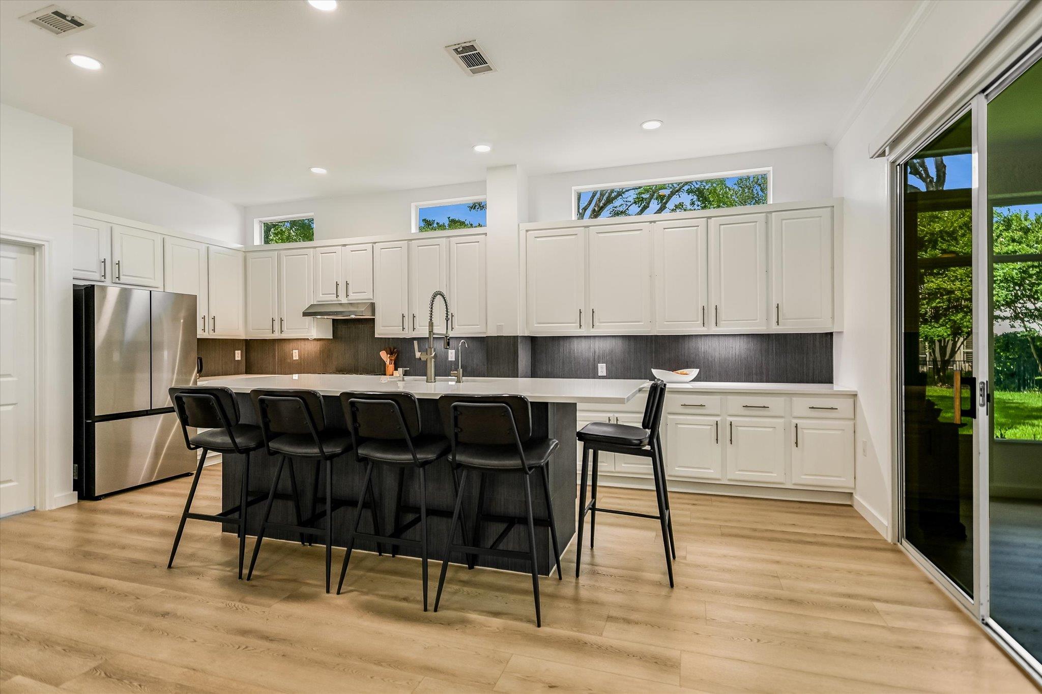 105  Stetson Cir, photo 9