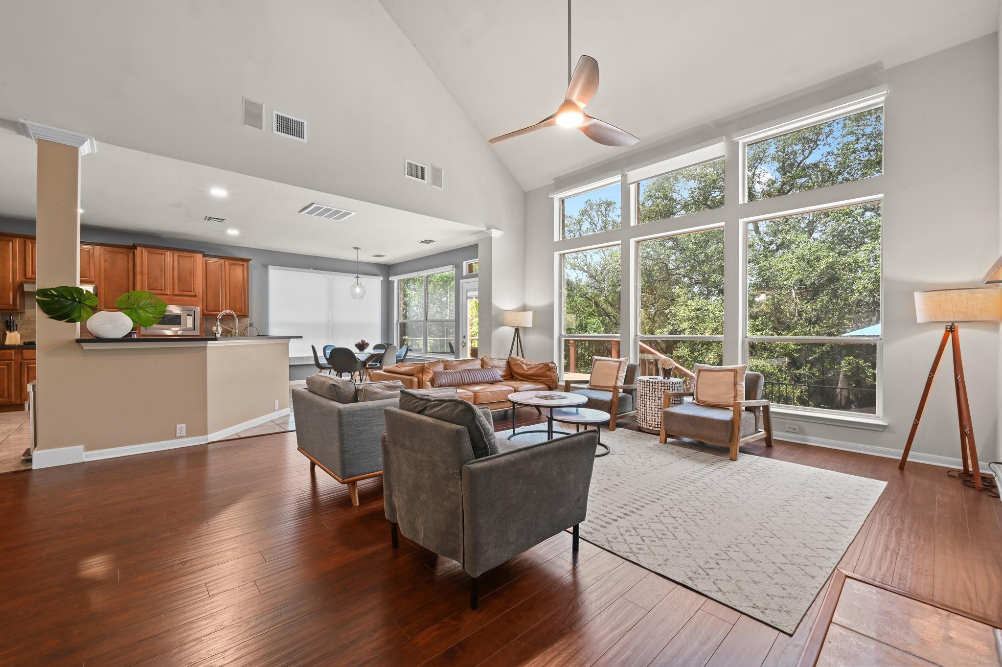 10512  Thoroughbred Dr, photo 8