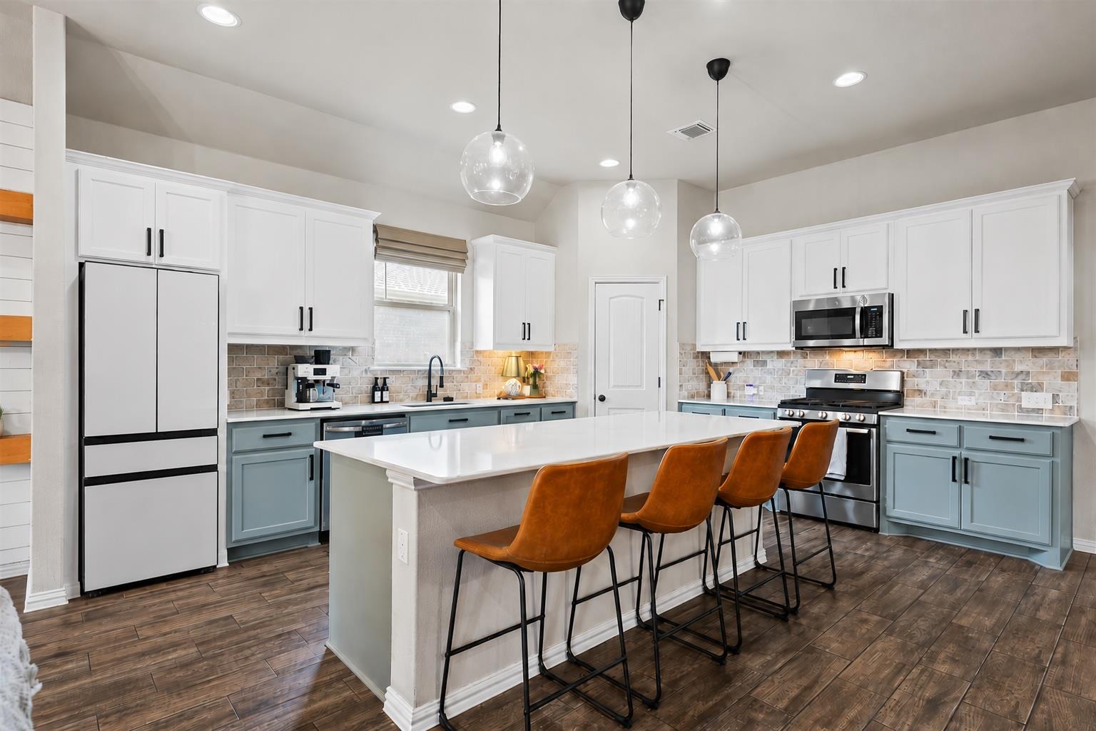 705  Hereford Loop, photo 7