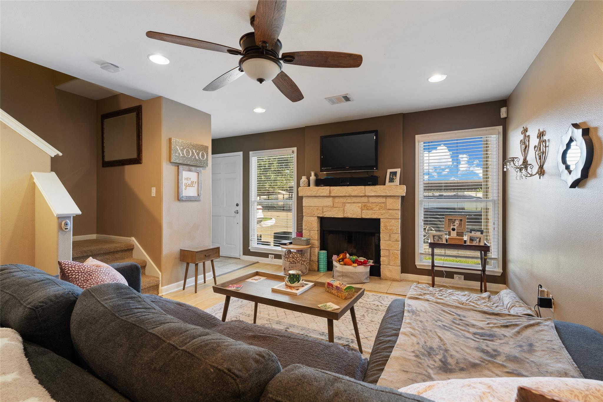 6900 E Riverside Dr  #12, photo 3