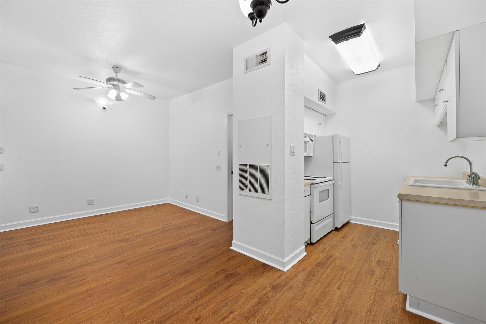 3316  Guadalupe St  #213, photo 8