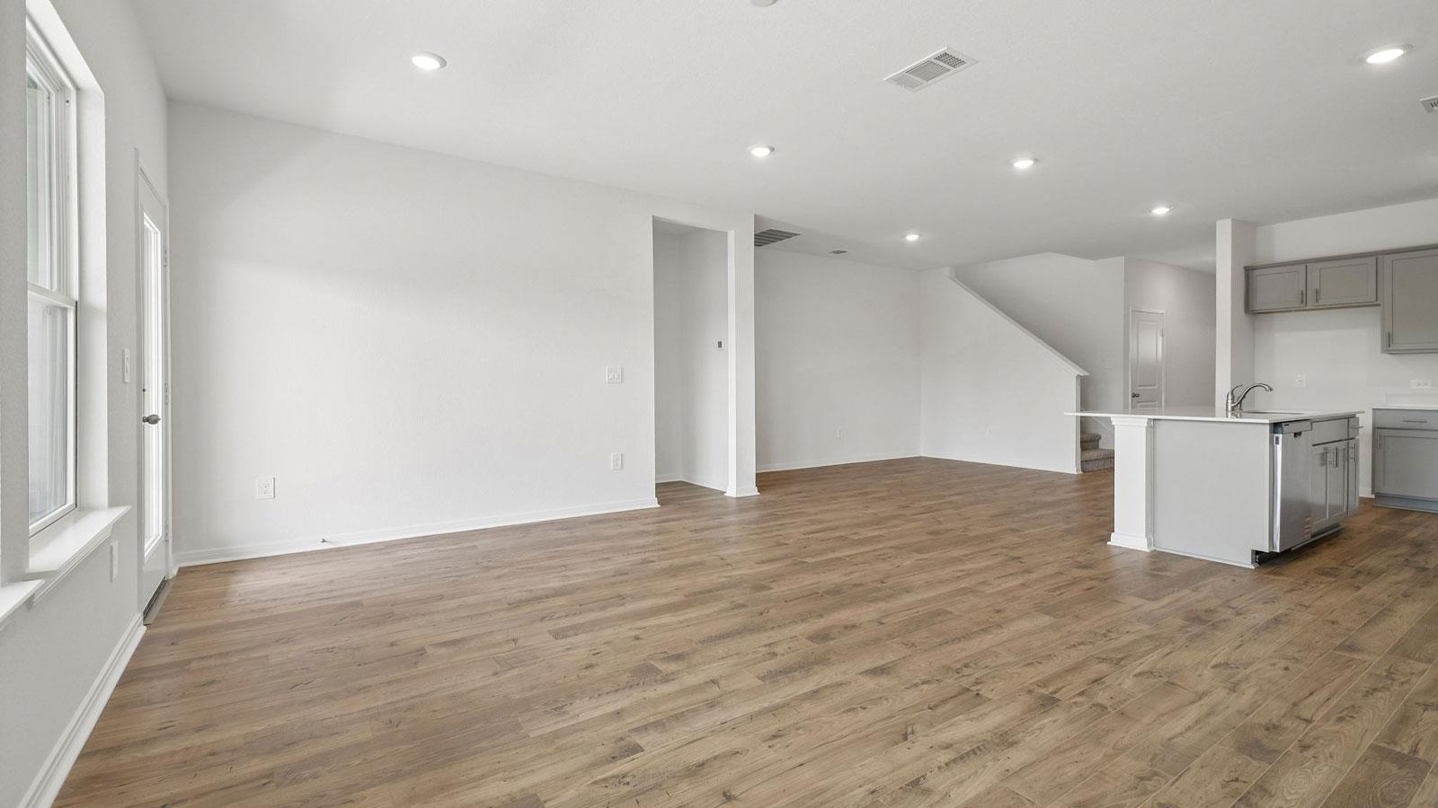 203  MUSTANG LAKE Cir, photo 7