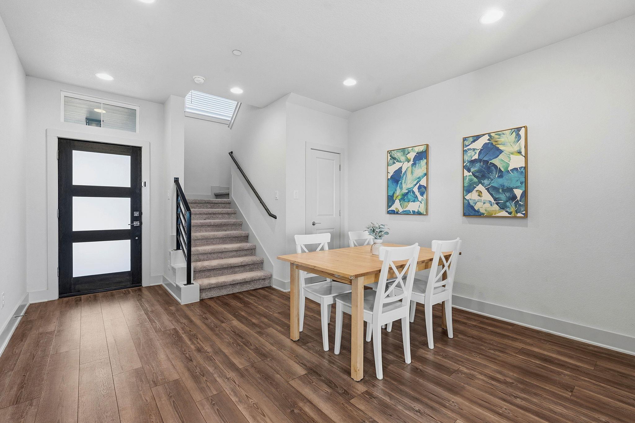 2260  Local Rebel Loop, photo 8