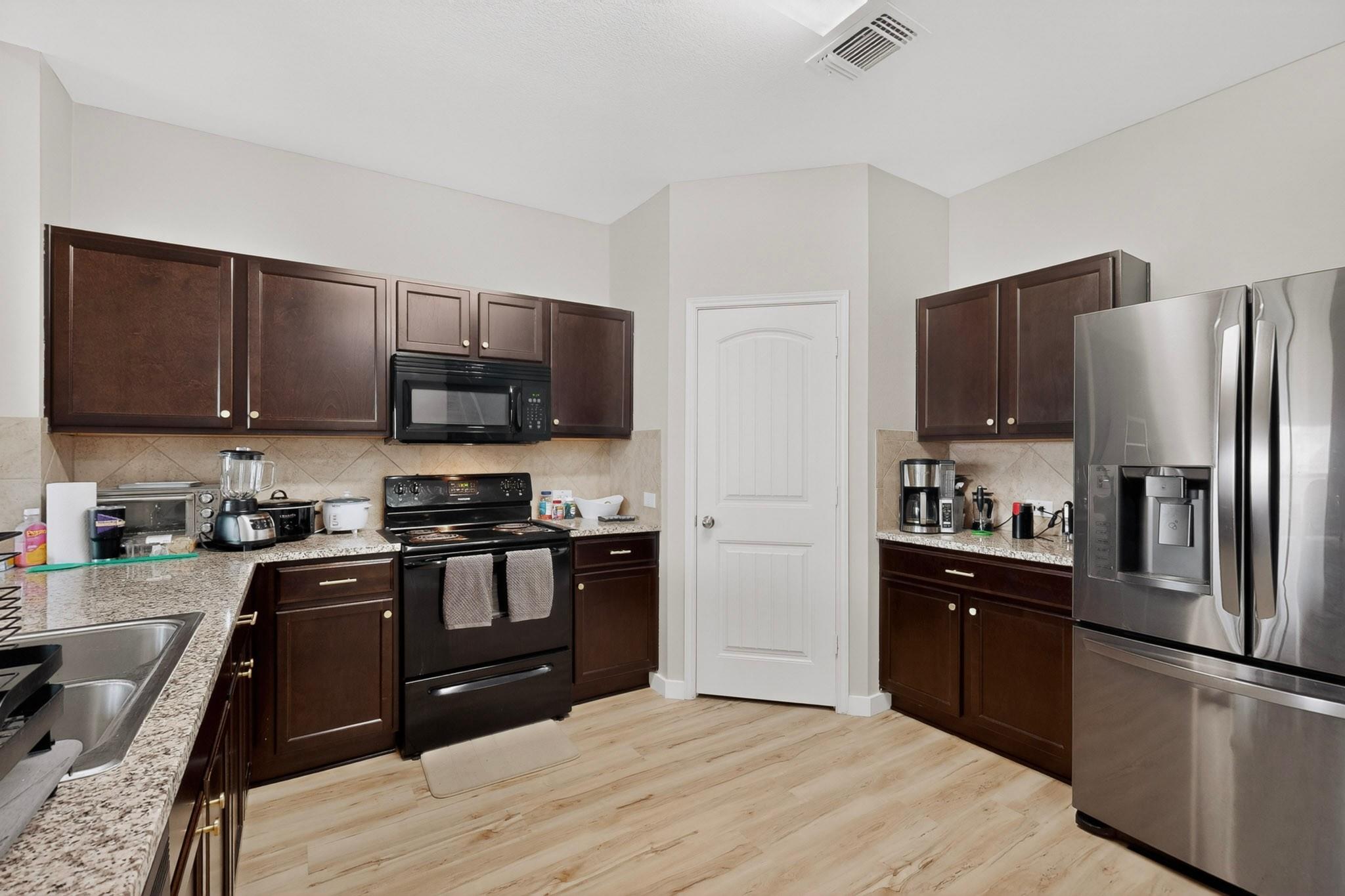 14513  Esker Rd, photo 11