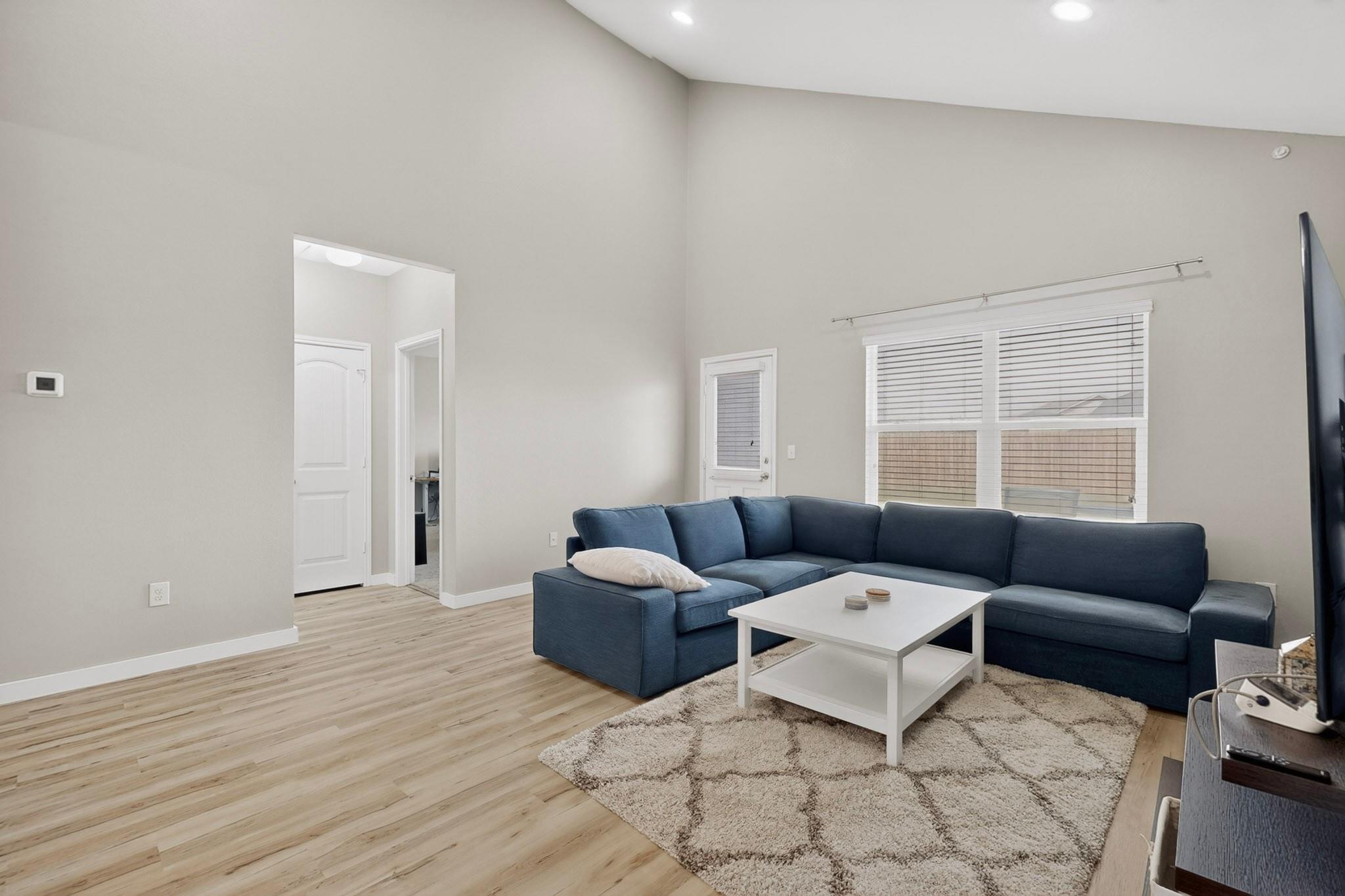 14513  Esker Rd, photo 9